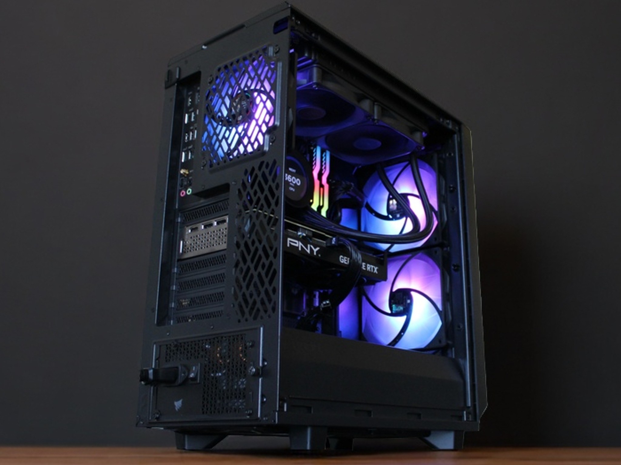 RTX 4070 | Ryzen 7600X3D | Kraken Z53 | 32GB DDR5 | Meshify Airflow Build