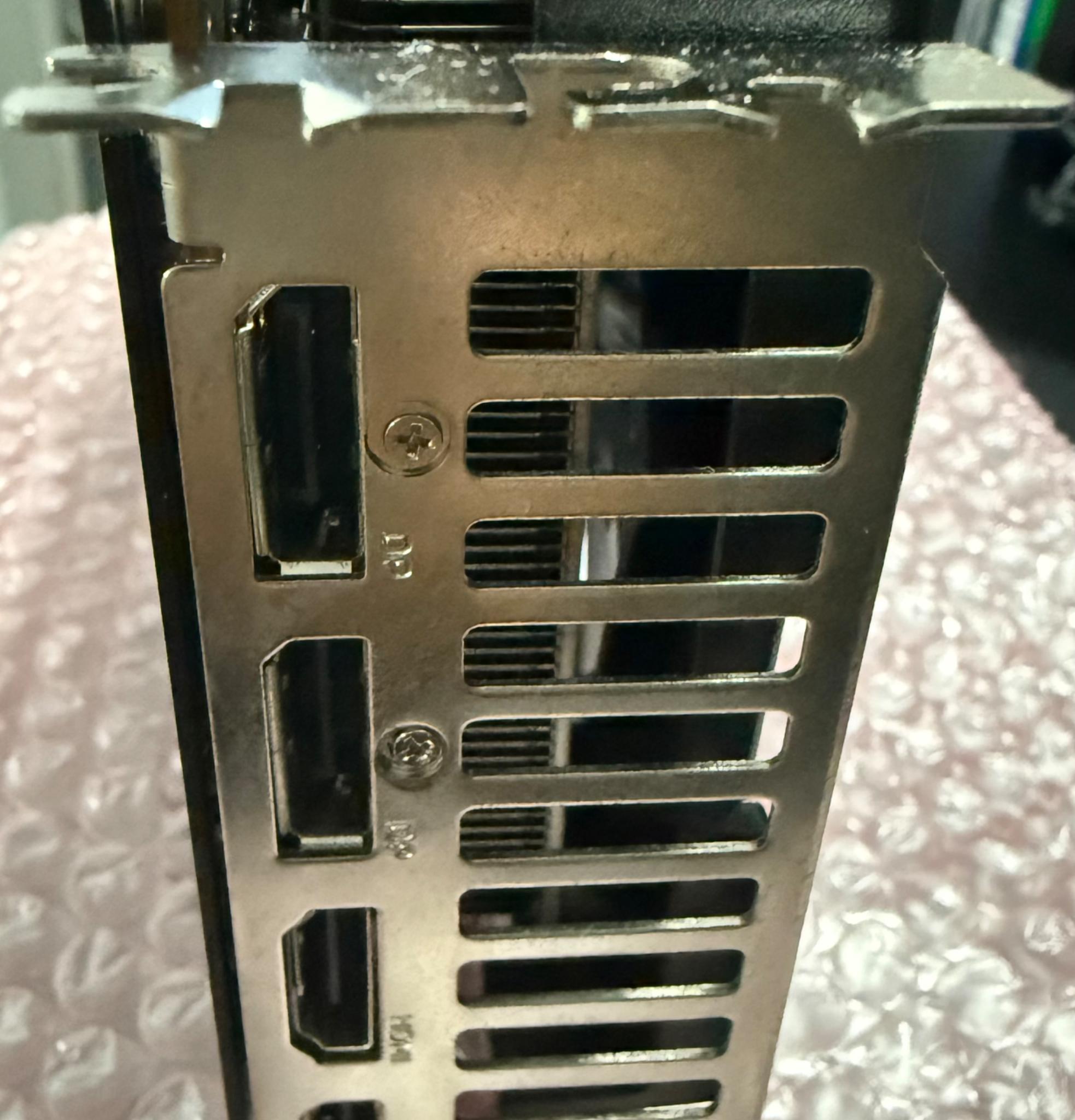 Asrock 6700XT 12GB