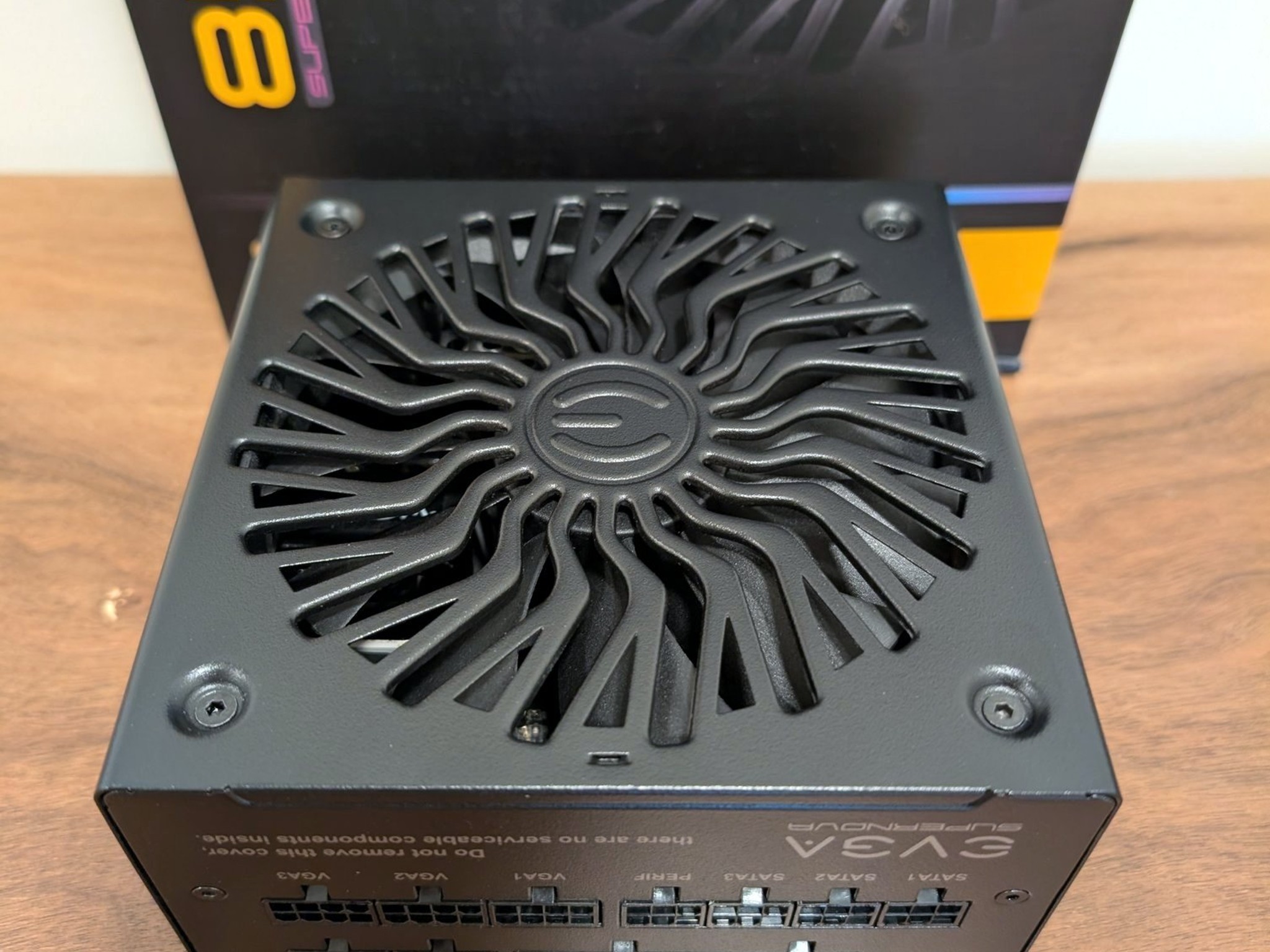 EVGA SuperNOVA 850 GT 850W 80+ Gold PSU + CableMod Sleeved Kit (Excellent Condition)