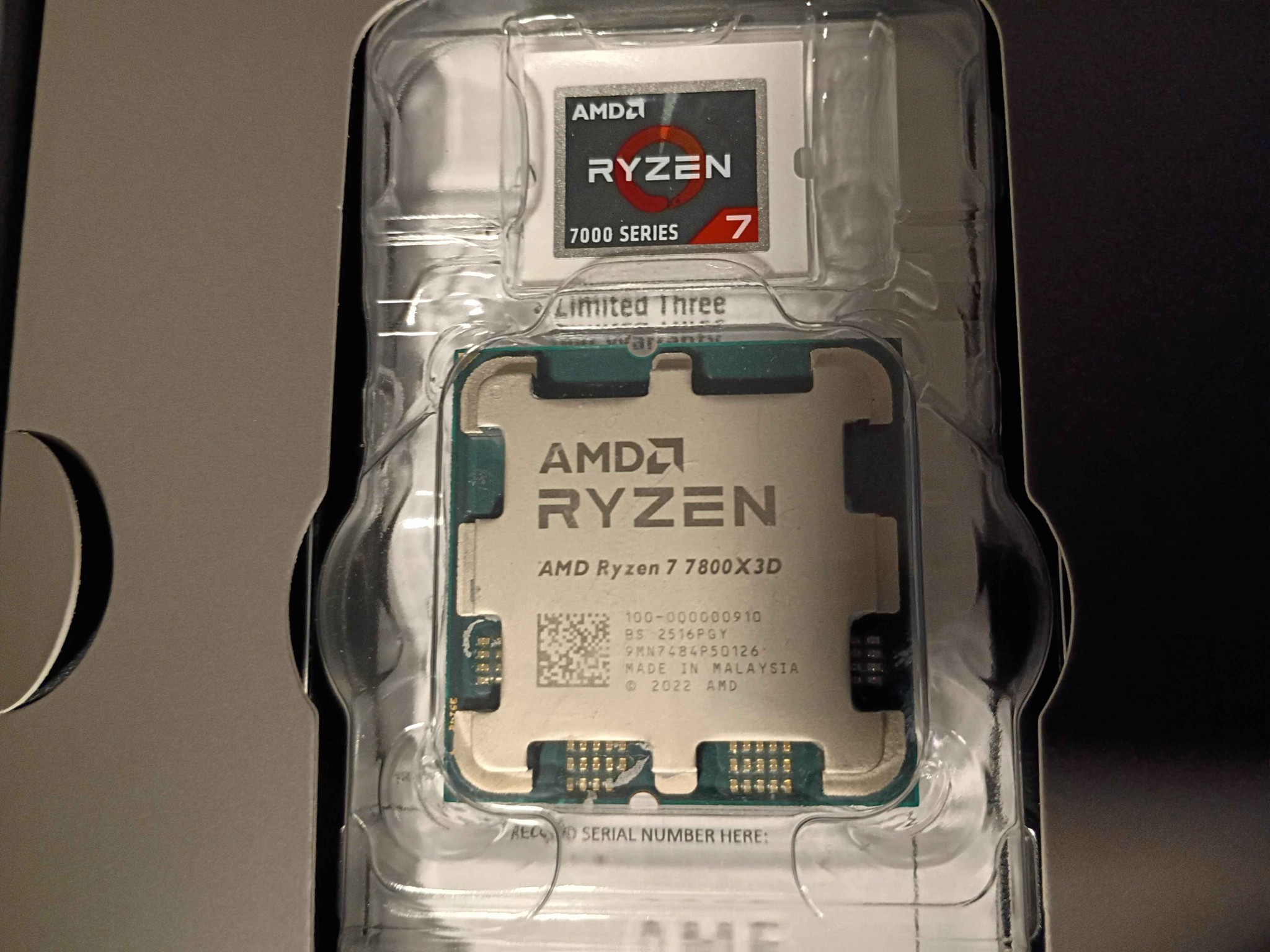 AMD Ryzen 7 7800X3D