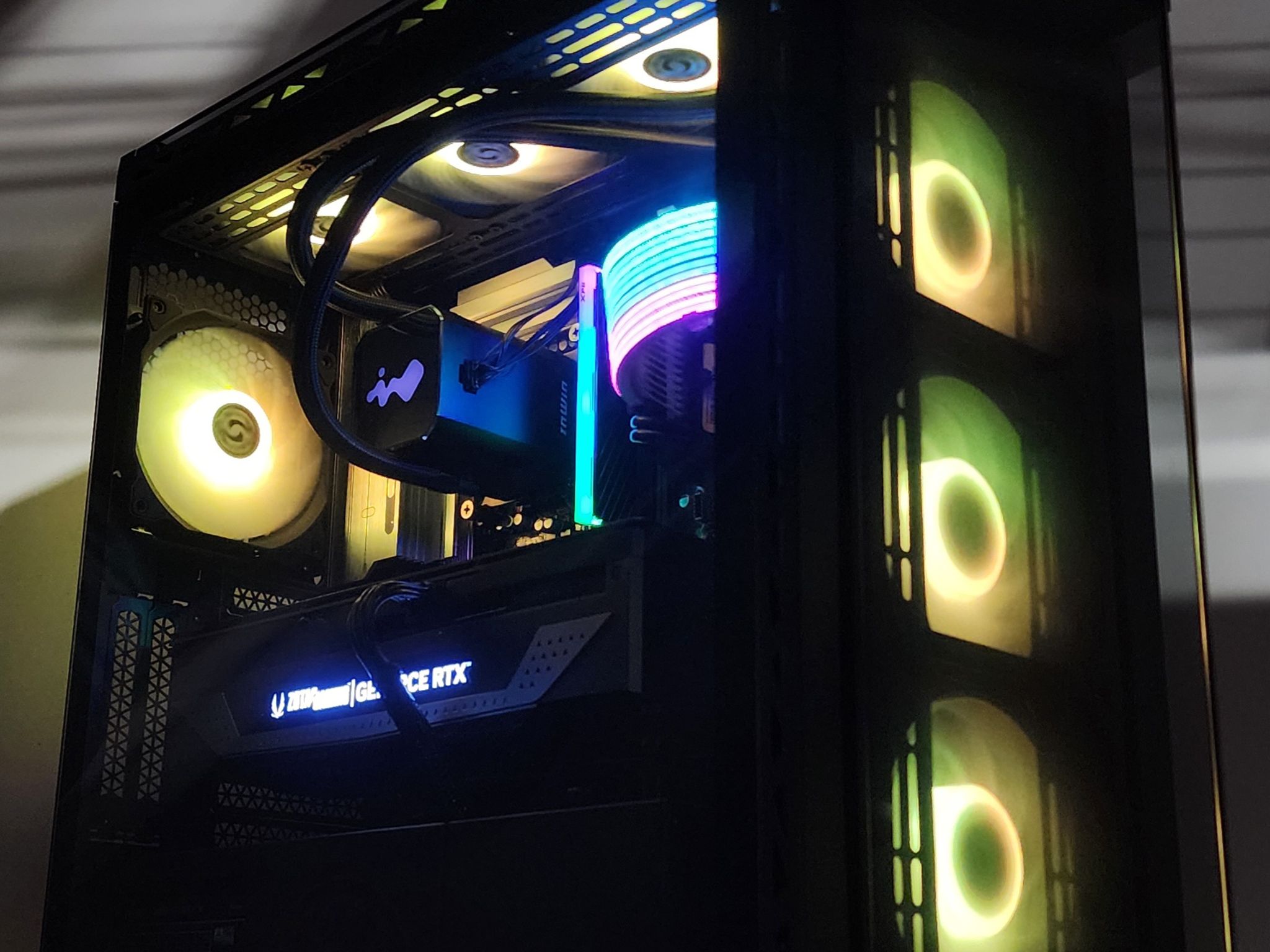 Gaming PC Ultra 5 250KF 16GB RAM 1TB SSD RTX 4070 Ti SUPER 16GB Win11 Computer