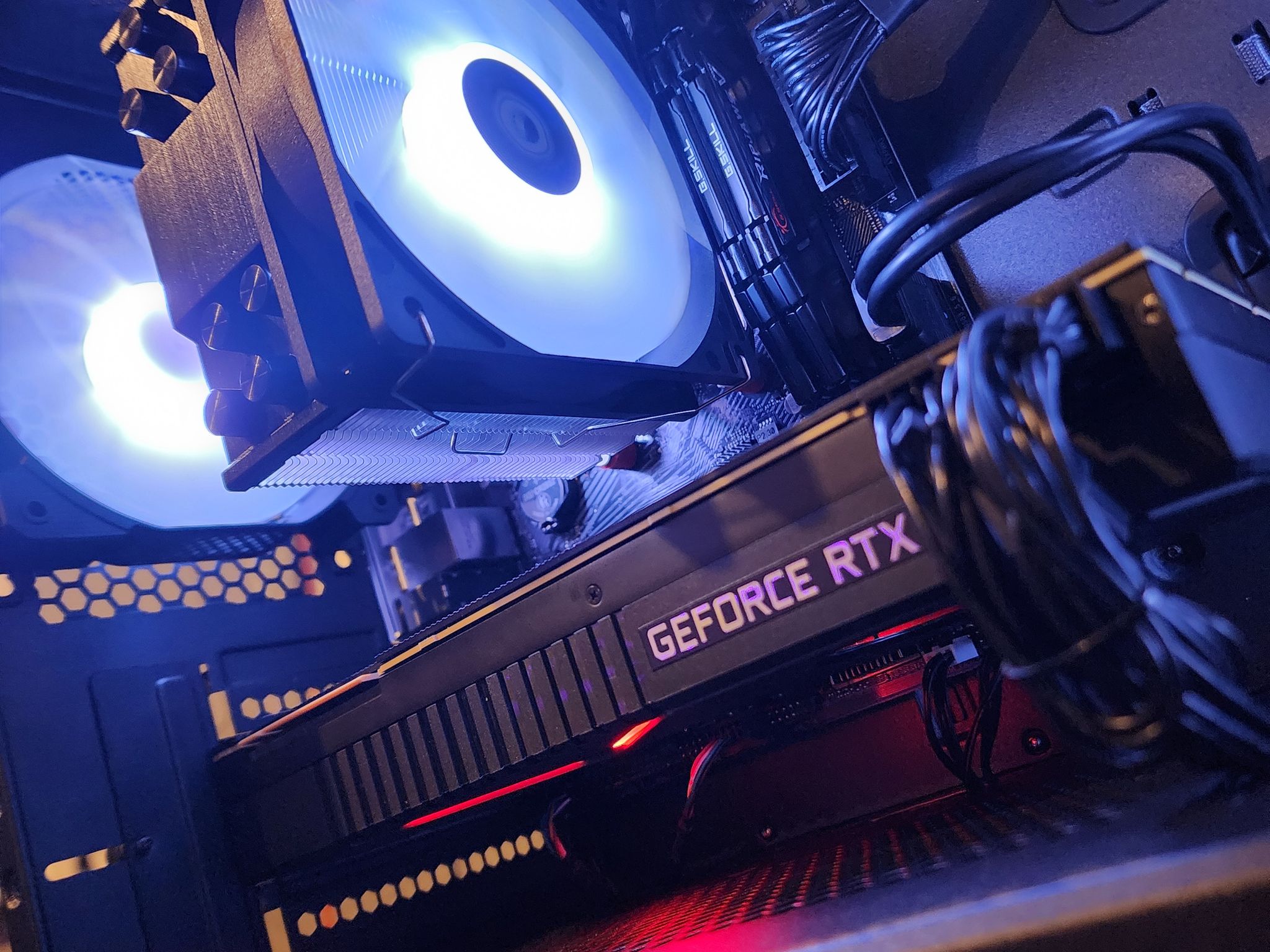 Nvidia RTX 2080 / AMD Ryzen 5 5600 / 16GB DDR4 RAM / 1TB NVMe