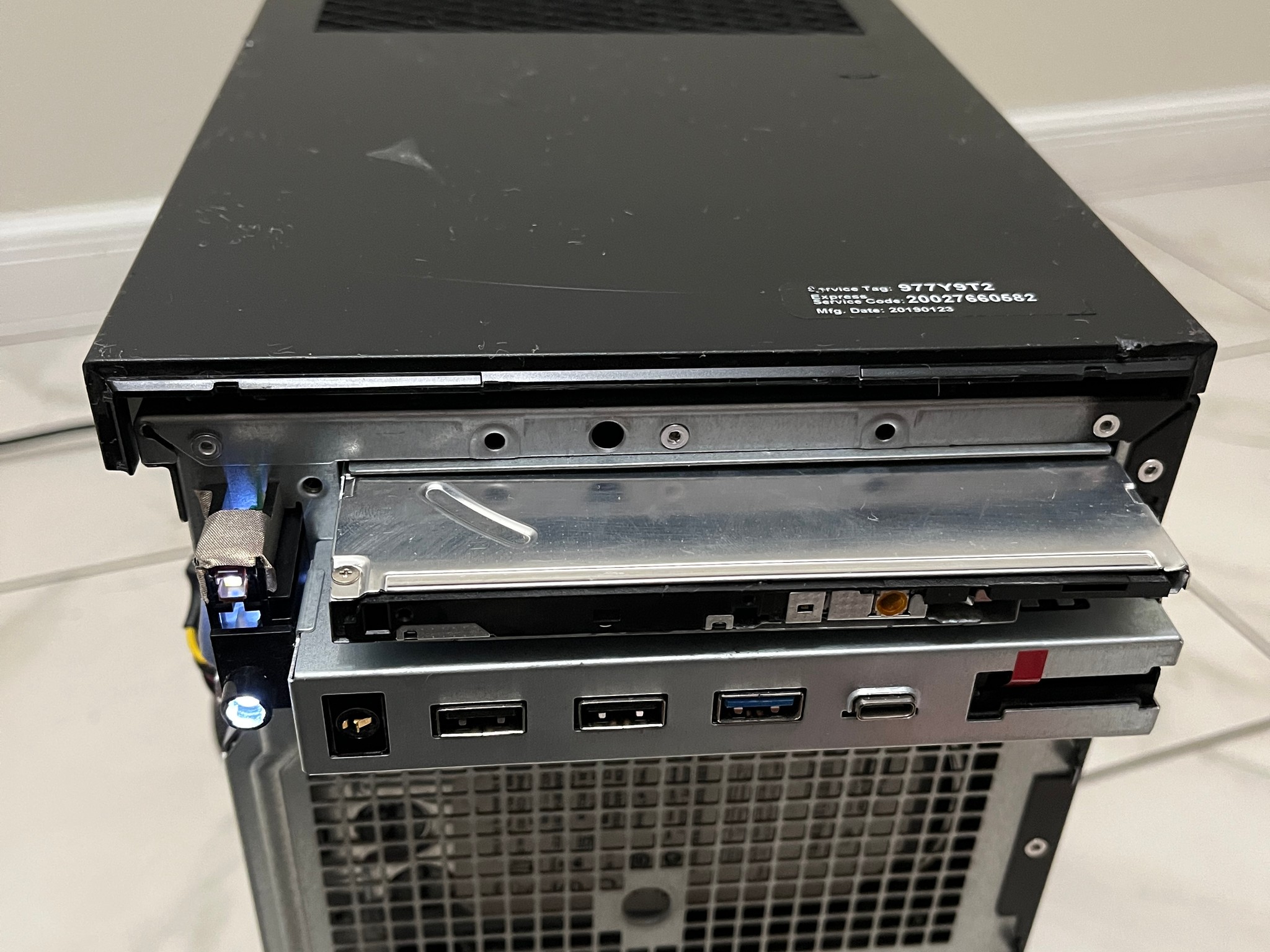 NVIDIA RTX 2070, Intel i5-8500, 16GB RAM,3.2TB Storage- Dell Gaming PC w/Wi-Fi & BT(Missing F Plate)