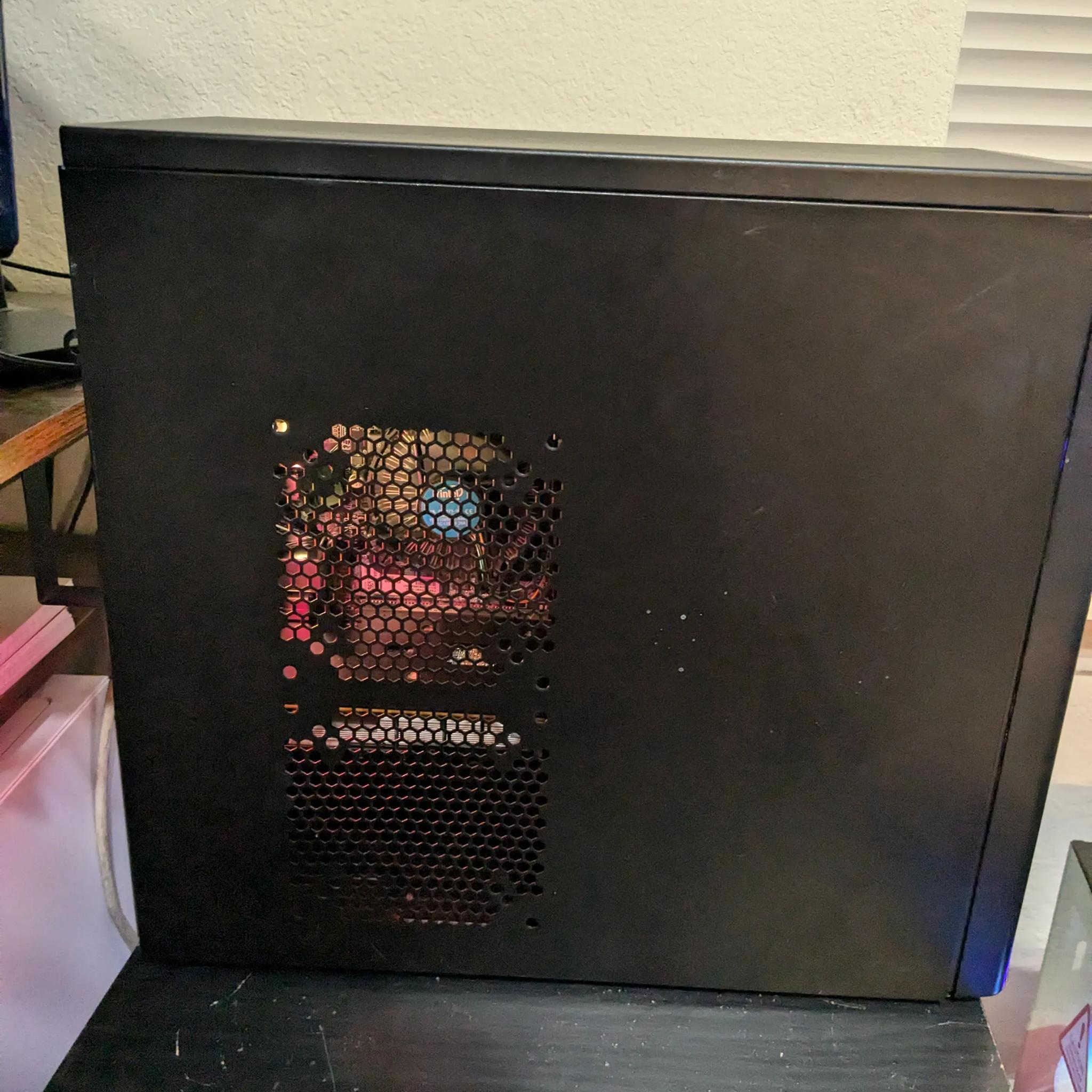 Very Demure, Very Mindful - i5-6500, RX 570 8GB, 16GB DDR4, 480GB SSD, Wifi, Win10, RGB