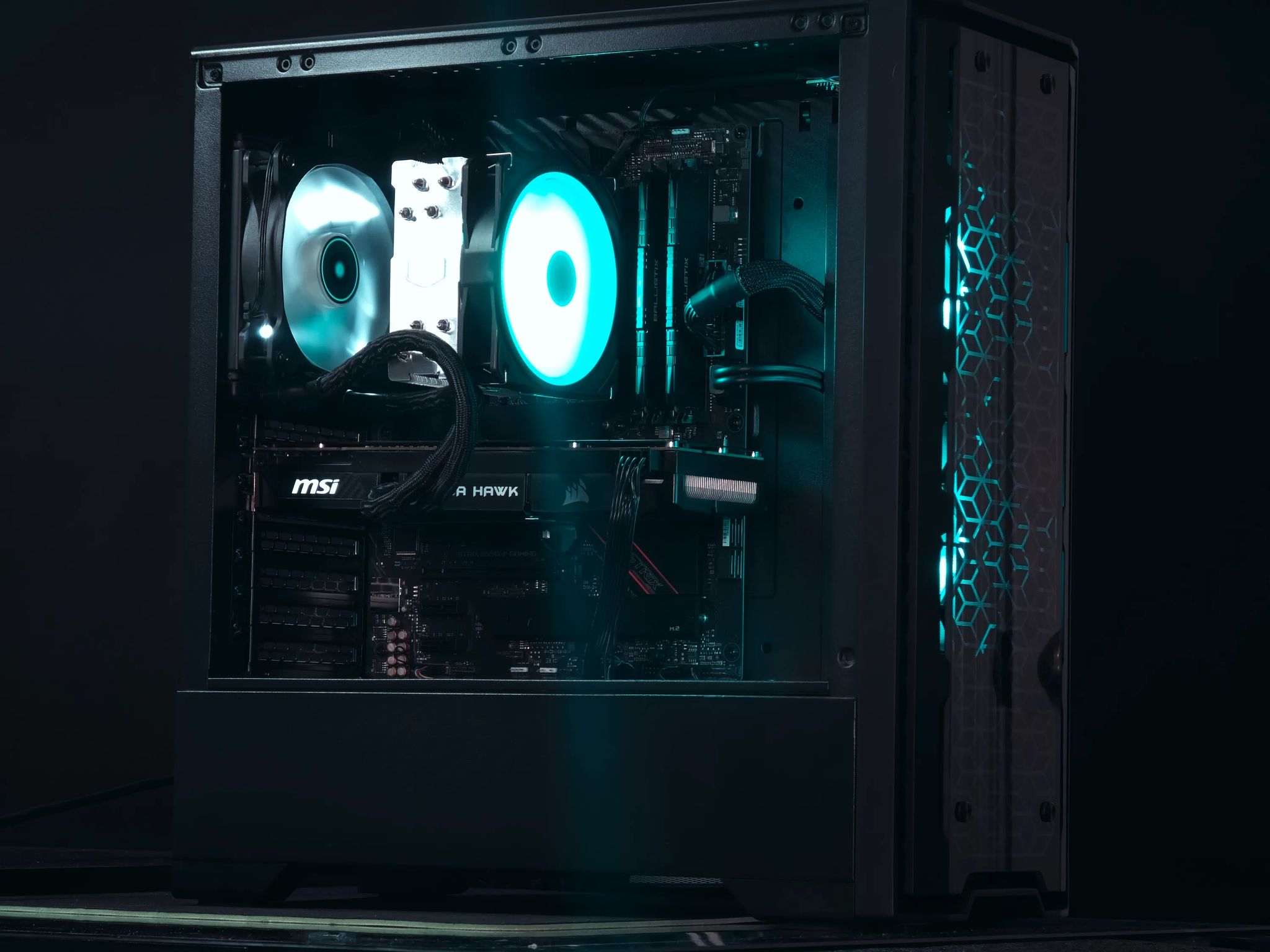 R7 5700X / RX 6700XT Gaming PC