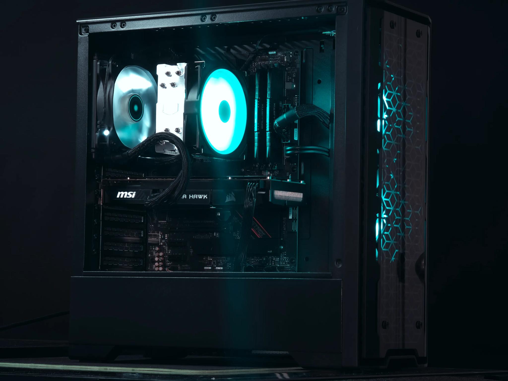 R7 5700X / RX 6700XT Gaming PC