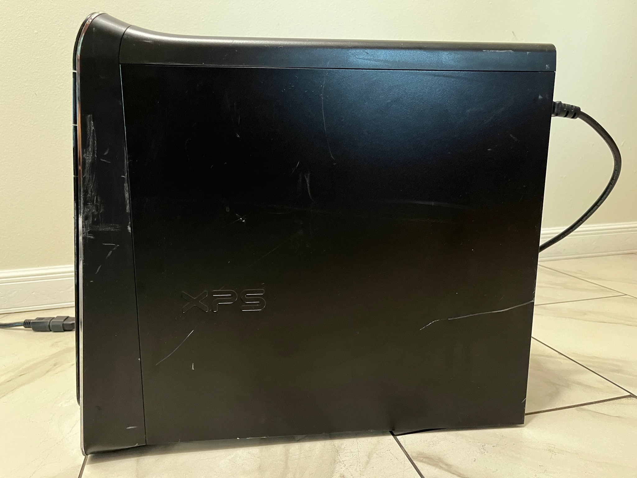 NVIDIA RTX 2060, Intel i7-6700, 16GB RAM, 750 GB Storage - Dell Gaming PC w/Wi-Fi, BT