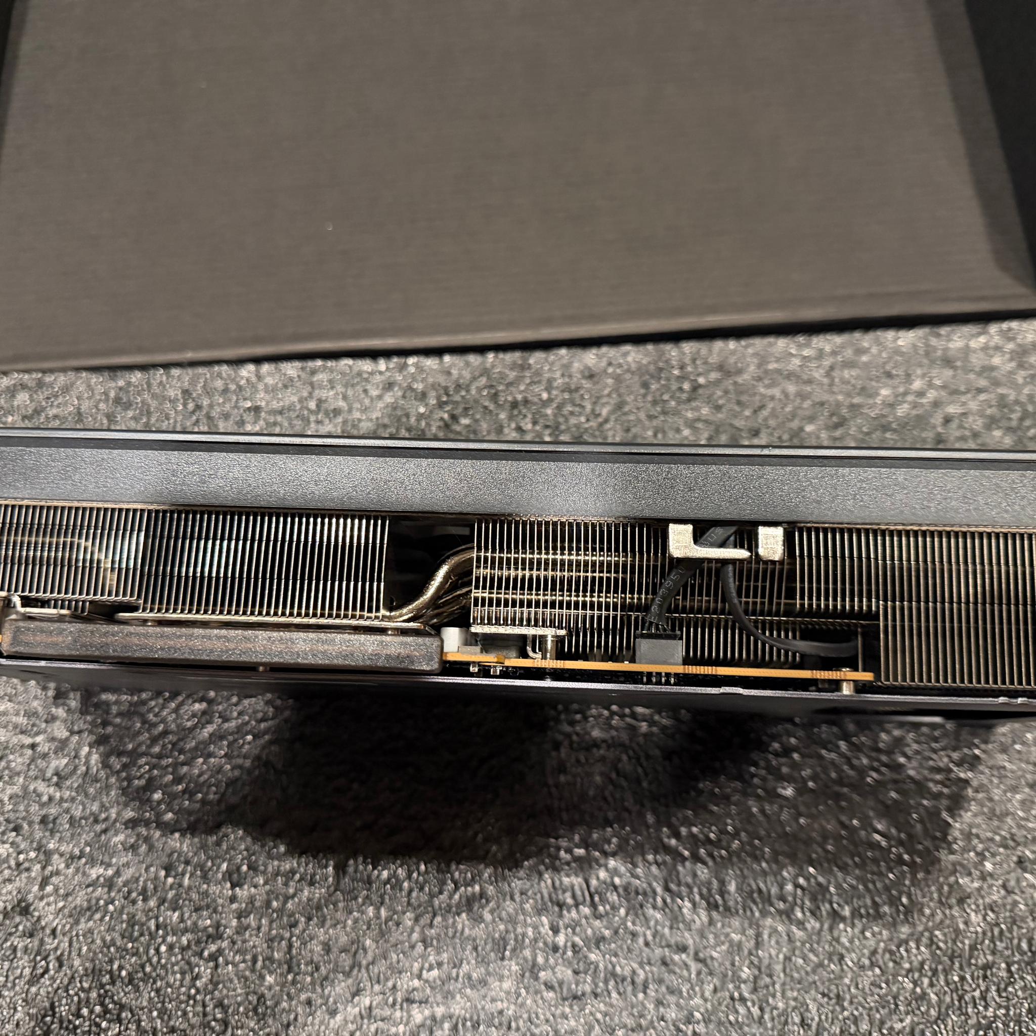 GIGABYTE RX 9070 XT GAMING OC 16G