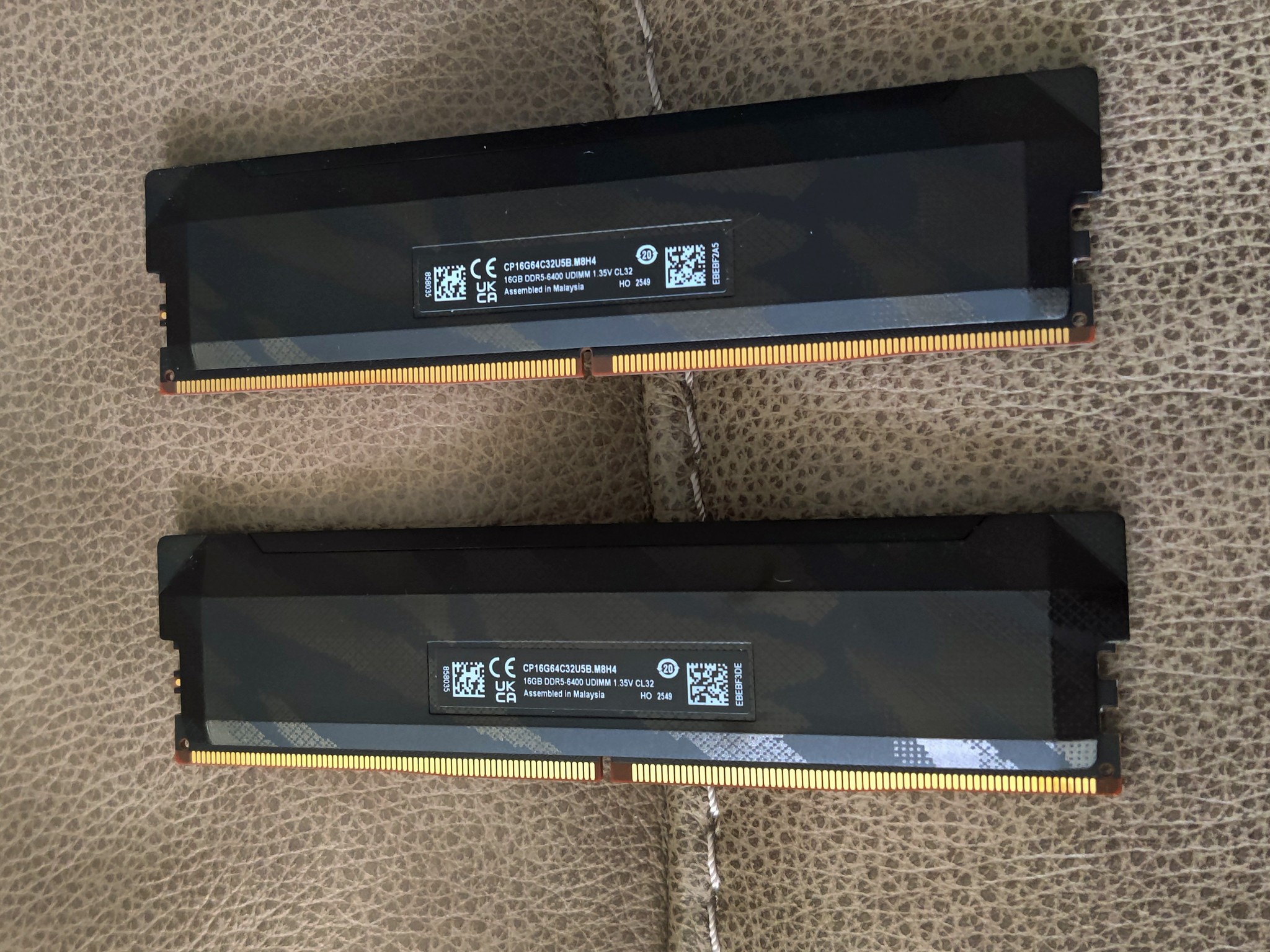 Crucial Pro DDR5-6400 CL38 32GB Kit (16GBx2) UDIMM: OC Gaming Memory Black