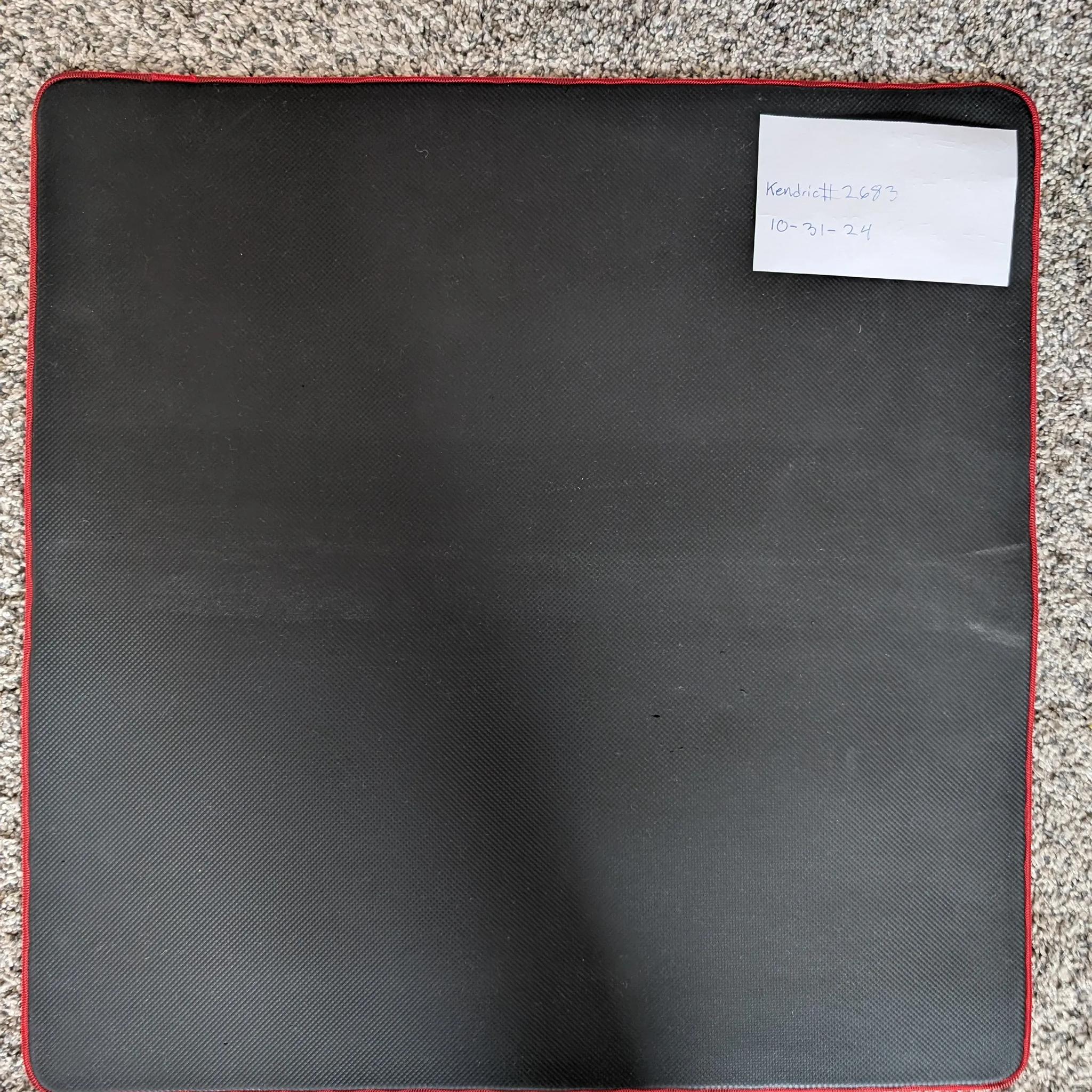 Lethal Gaming Gear Saturn Pro XSoft Mousepad in Red - 500x500mm