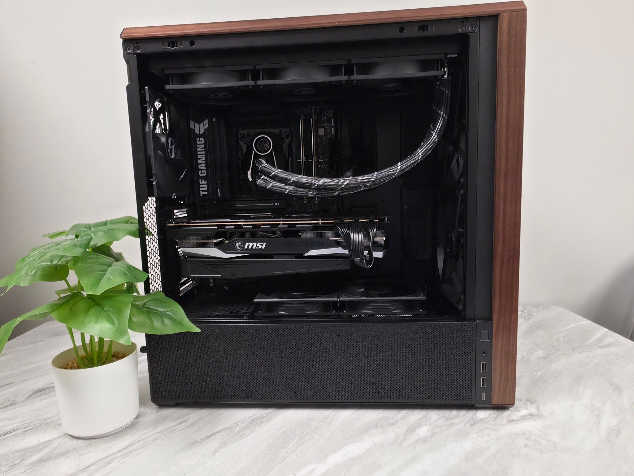 AI \ Engineer Workstation \ 4K 1400p Gaming PC Computer (MSI RX 7900xtx, Ryzen 9 7900X, 64GB DDR5)