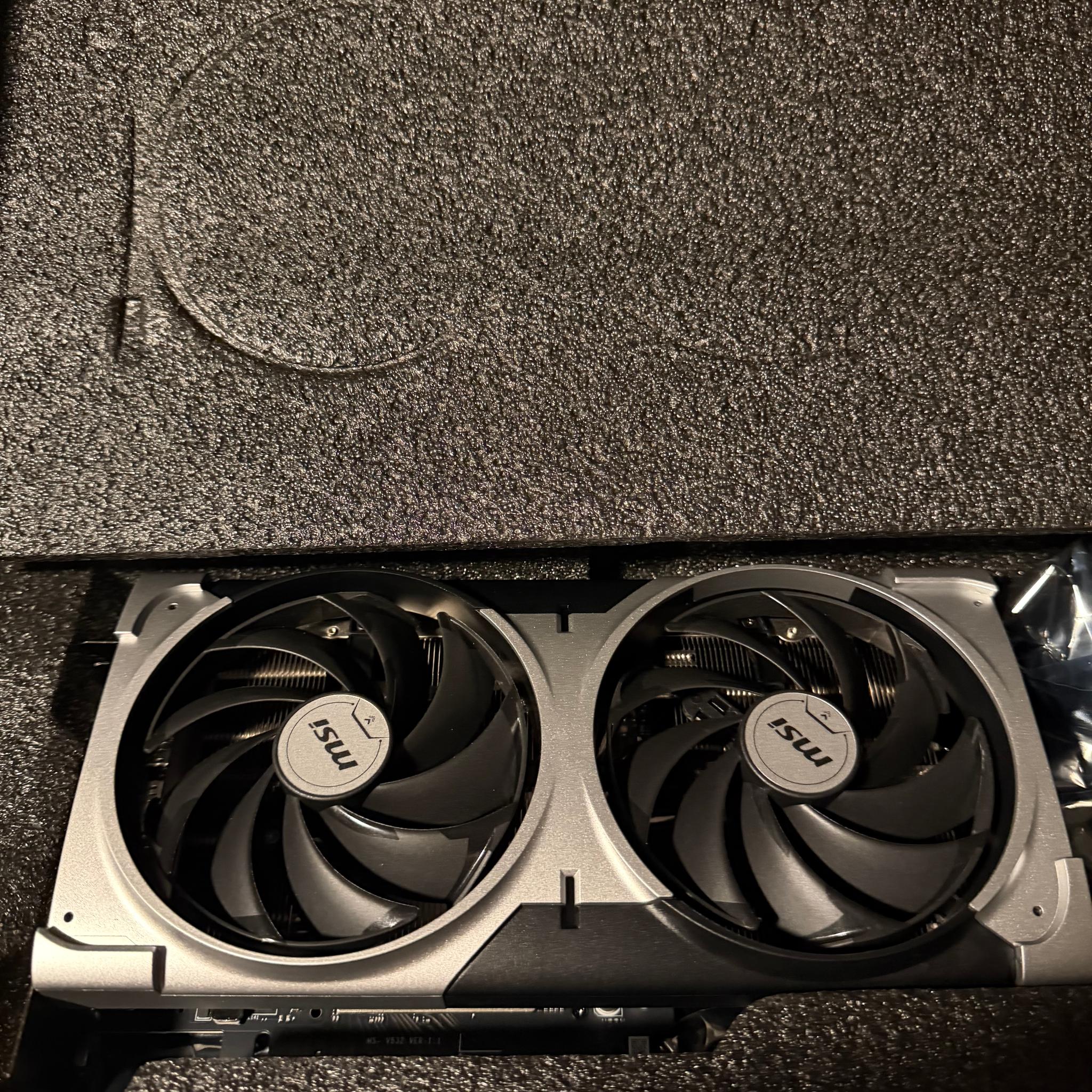 MSI VENTUS 2X OC BLACK GeForce RTX 5070