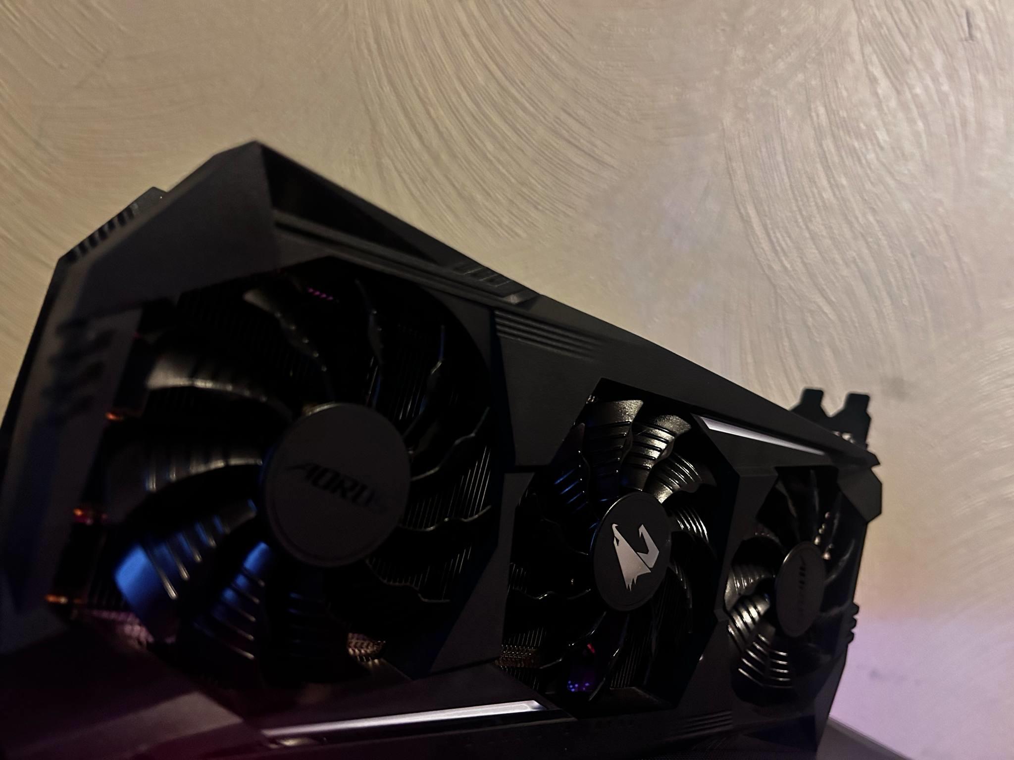 Aorus RX5700XT