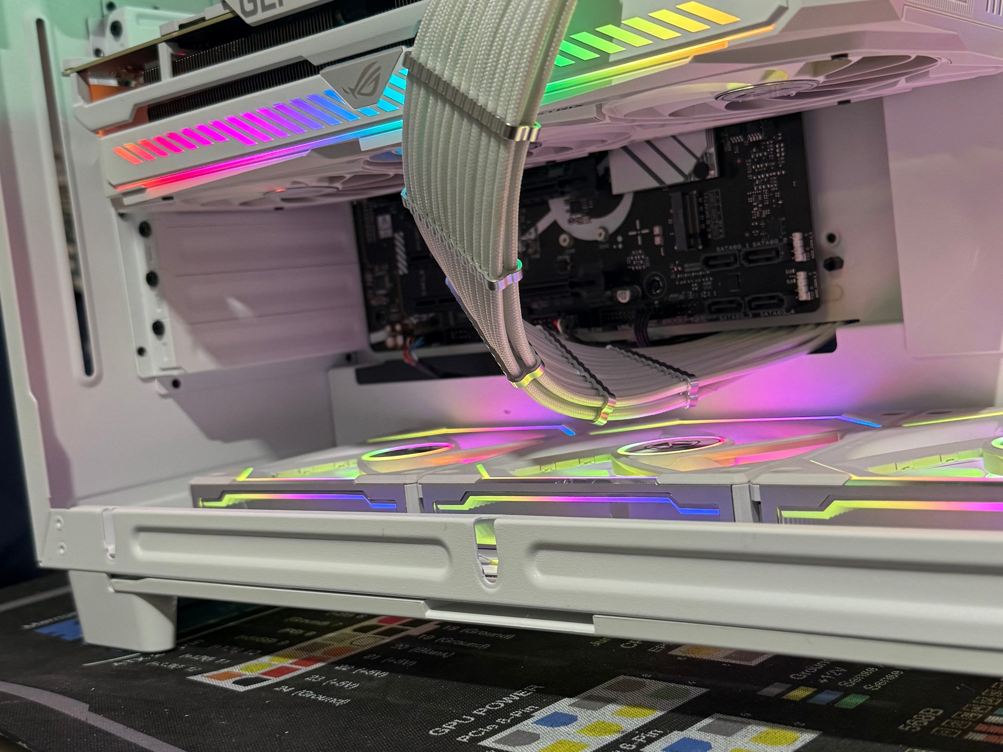 Stunning White Gaming PC.  12900K & Strix 3080 White Edition