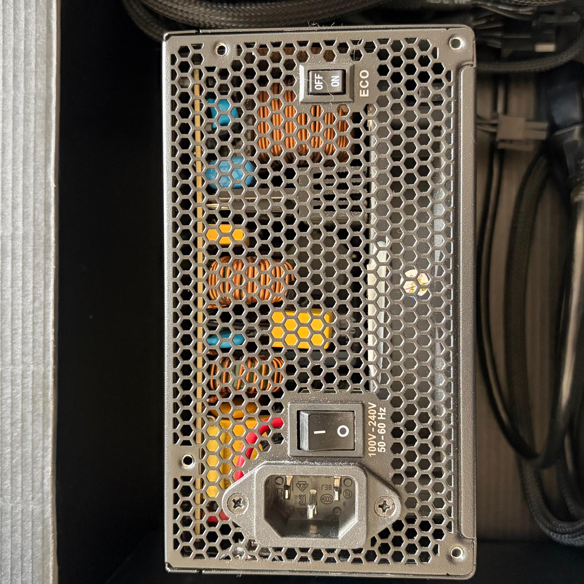 EVGA Supernova 750 G3 with CableMod Kit