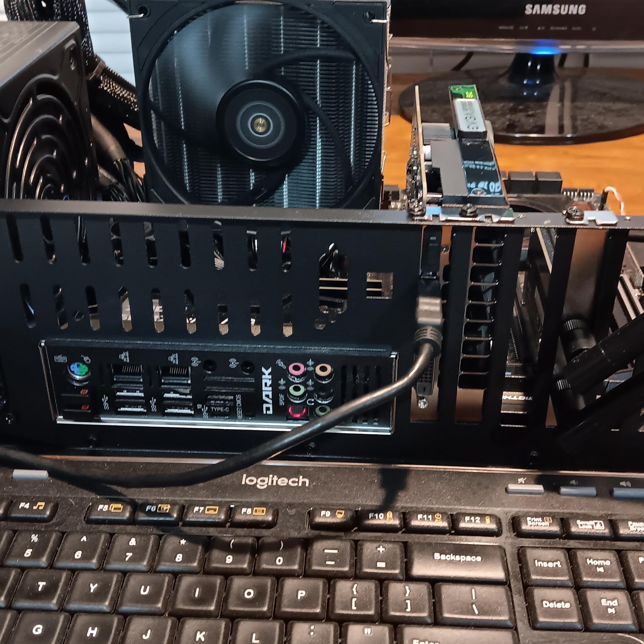 EVGA X299 Dark, Core i9 10900X, 32GB RAM, 1TB NVMe, Testbench ** READ DESC**