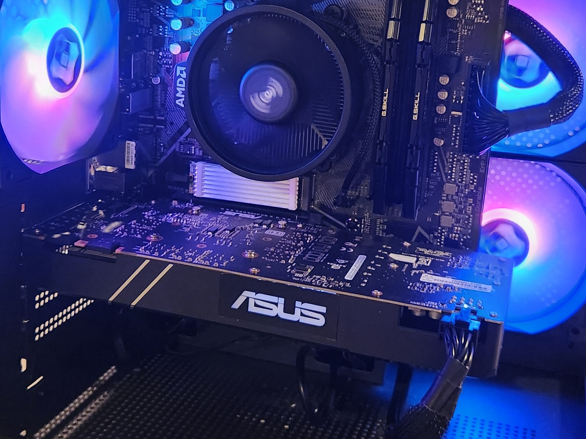 1080p Budget Beast | 120FPS Fortnite | Ryzen 5500 | GTX 1070 | 16GB RAM | 512 GB NVME