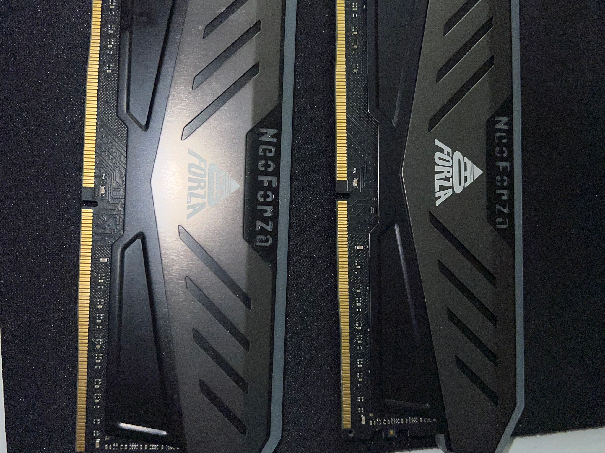 Neo Ferza 2x8 DDR4 3200mhz