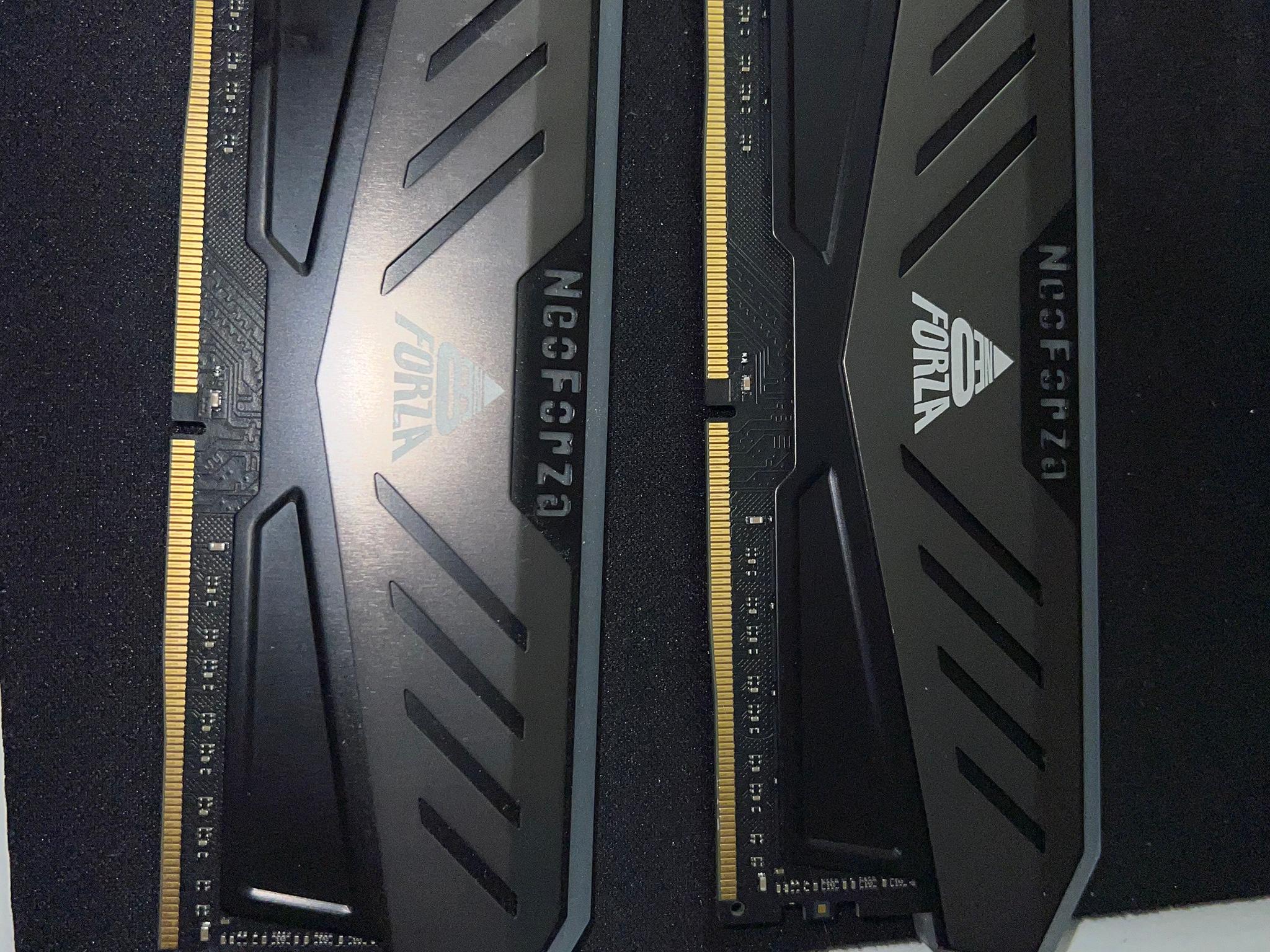 Neo Ferza 2x8 DDR4 3200mhz