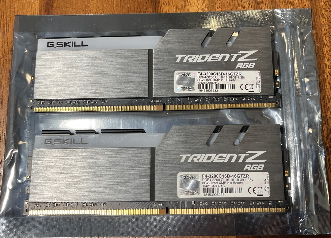 DDR4 3200 8×4 G.Skill Trident Z RGB 16GB (2x8) RAM DDR4 3200MHz F4-3200C16D