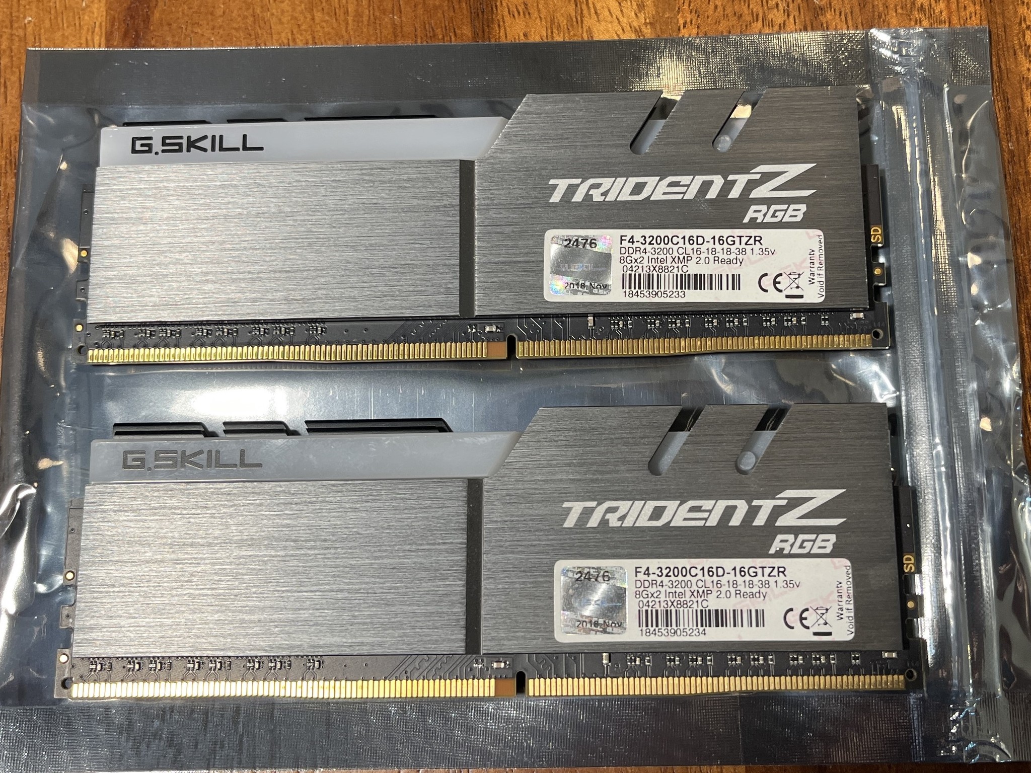 G.Skill Trident Z RGB 16GB (2x8) RAM DDR4 3200MHz F4-3200C16D-16GTZR