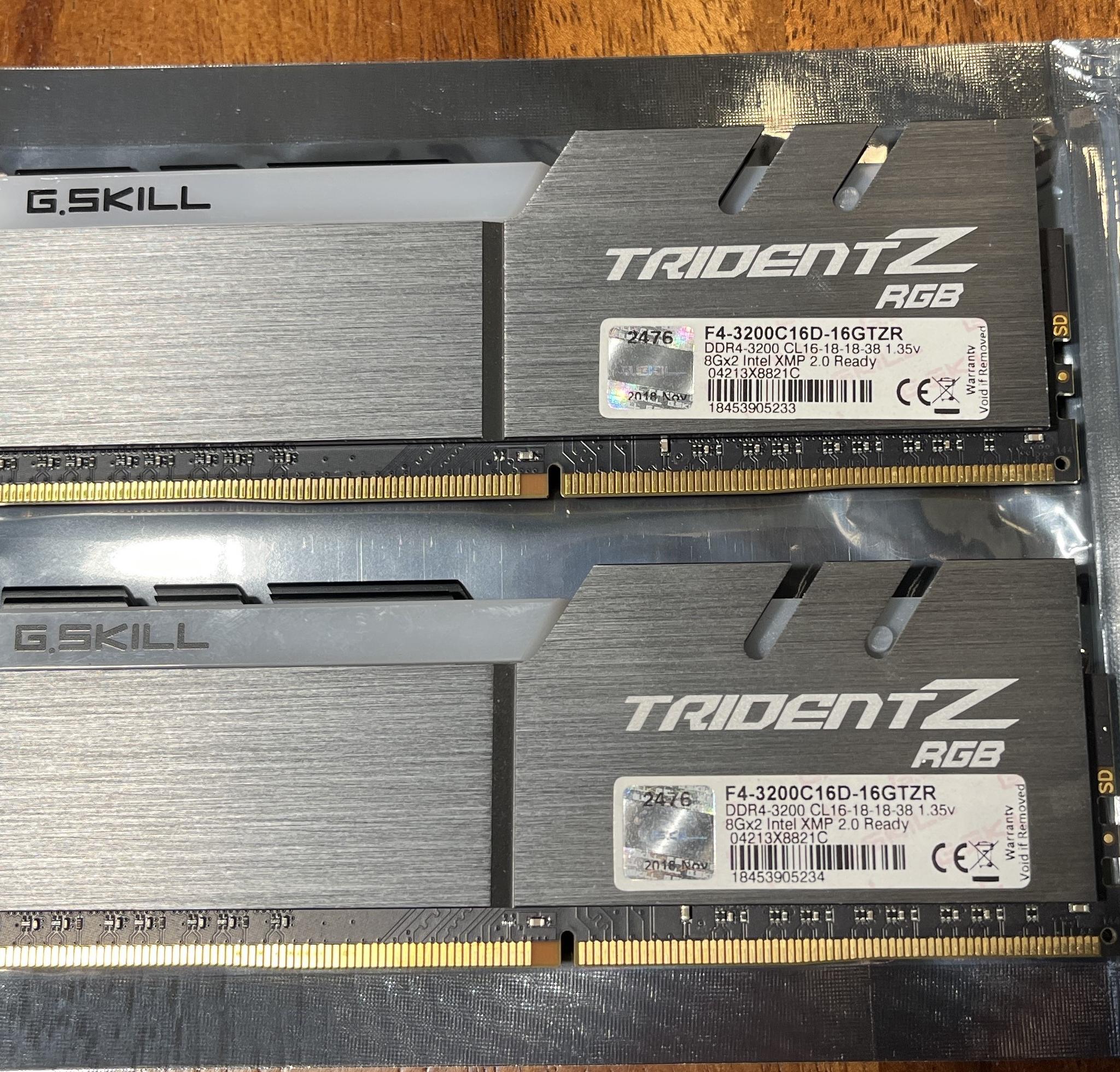 G.Skill Trident Z RGB 16GB (2x8) RAM DDR4 3200MHz F4-3200C16D-16GTZR