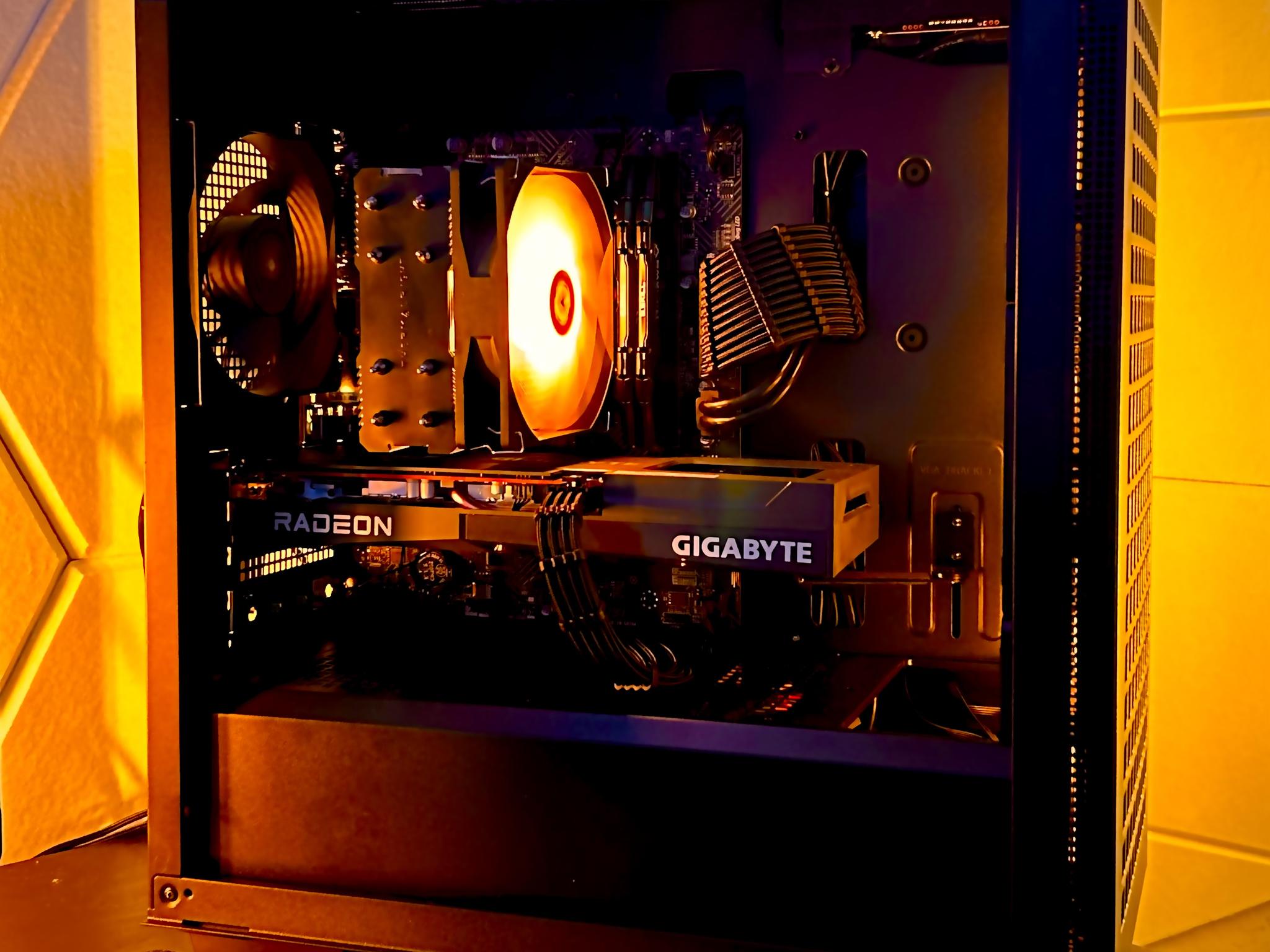 🍁SPOOKY🎃 RX 6600 8GB | Intel Core I3 12100f | 16GB RAM | 512GB M.2 SSD Gaming Pc