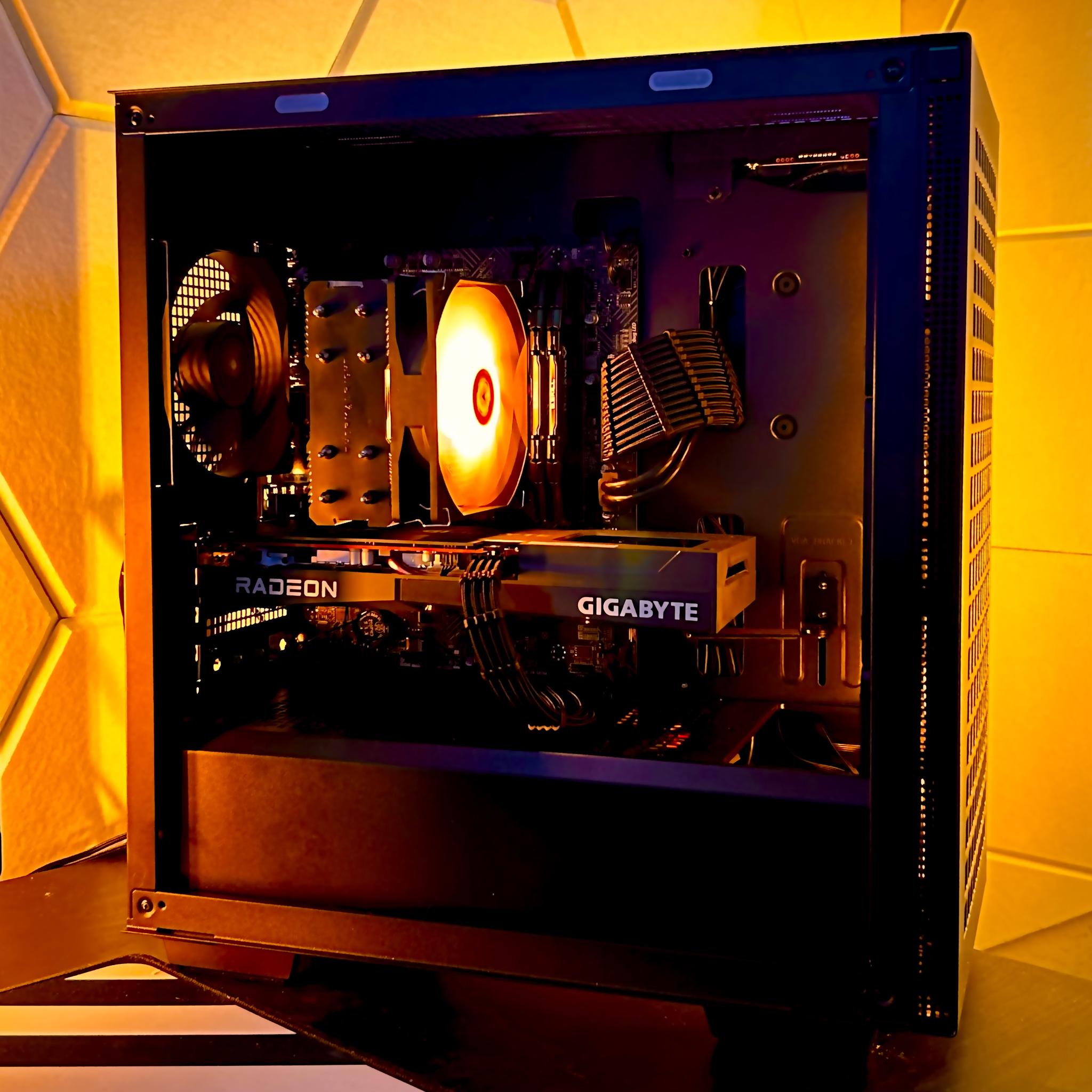 🍁SPOOKY🎃 RX 6600 8GB | Intel Core I3 12100f | 16GB RAM | 512GB M.2 SSD Gaming Pc