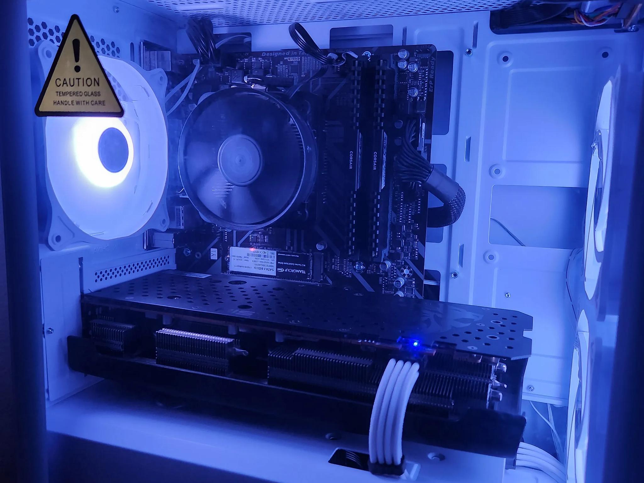 ⚫️⚪️BLACK + WHITE GAMING PC| RYZEN 5 3600 + RX 5600XT