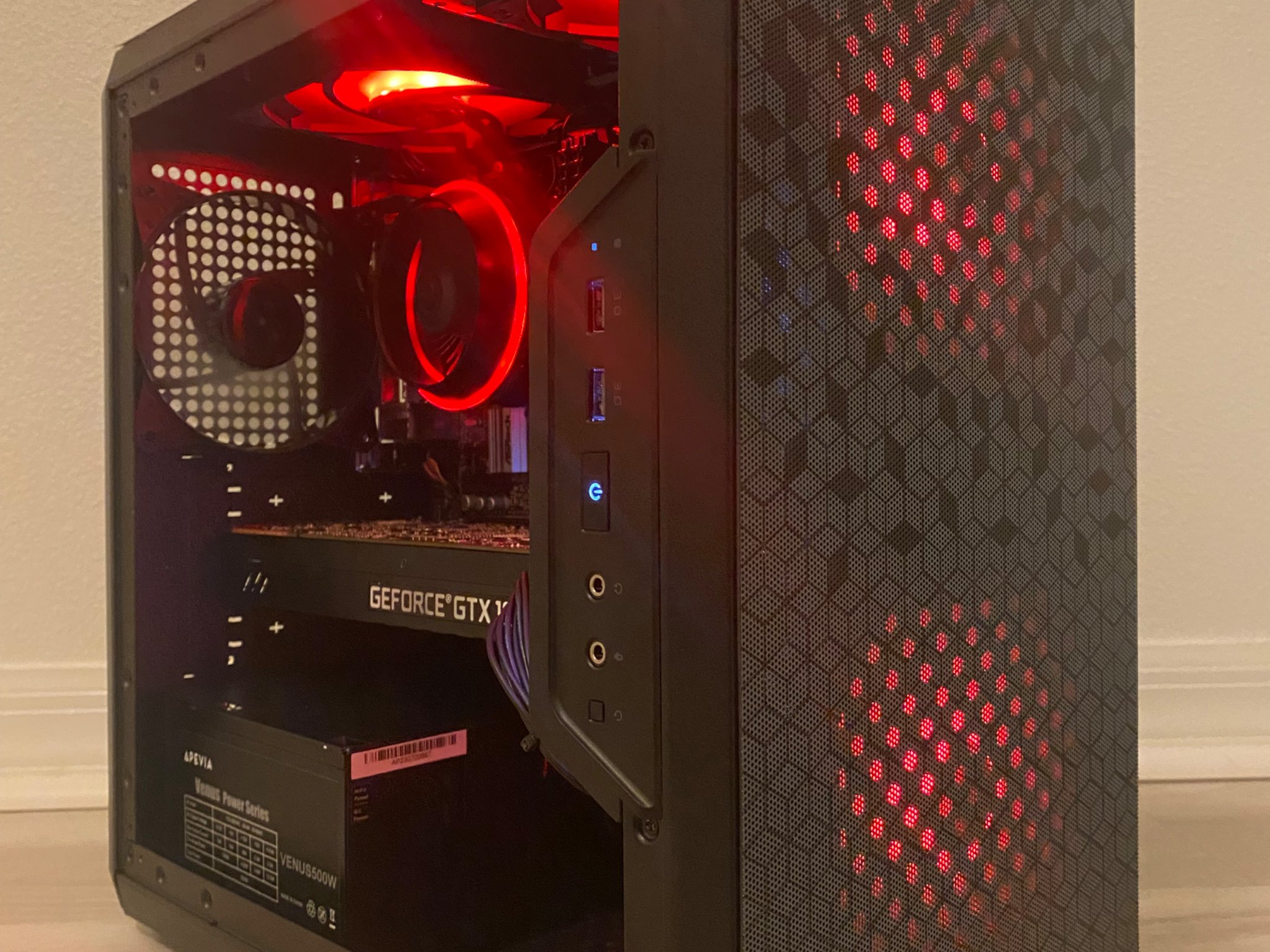 Gaming PC - GTX 1080, Intel i5-8600, 1TB SATA SSD, 500GB HDD, 16GB DDR4, Windows 10, ARGB, WiFi
