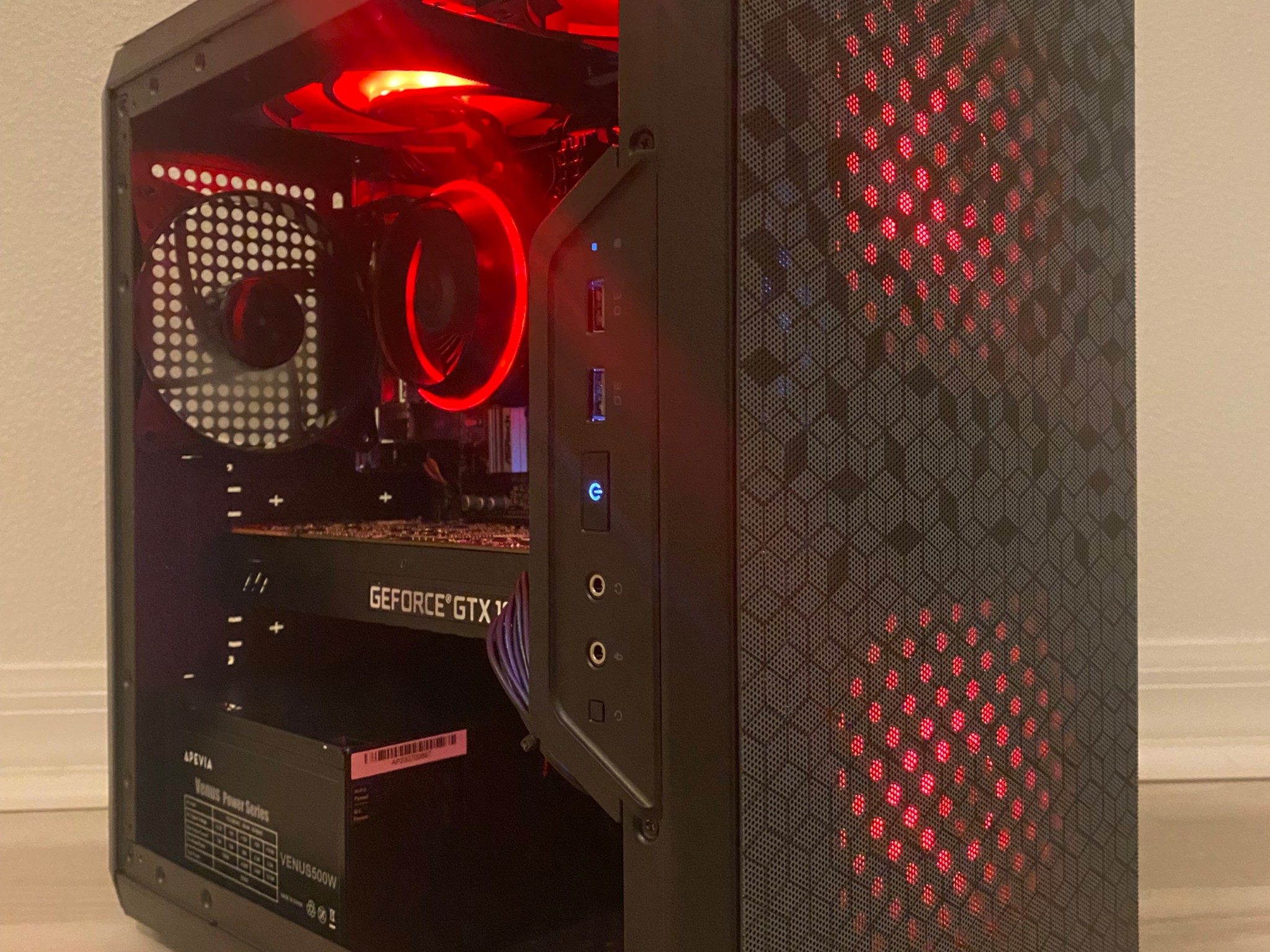 Gaming PC - GTX 1080, Intel i5-8600, 1TB SATA SSD, 500GB HDD, 16GB DDR4, Windows 10, ARGB, WiFi