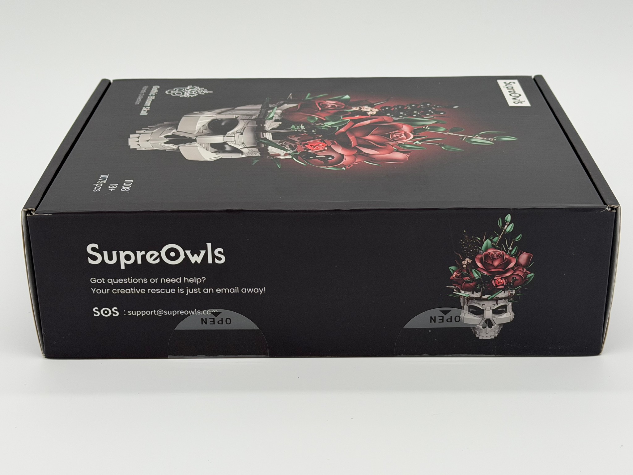 SupreOwls Gothic Skull Red Rose Bouquet Building Block Set – Sealed Retail Box