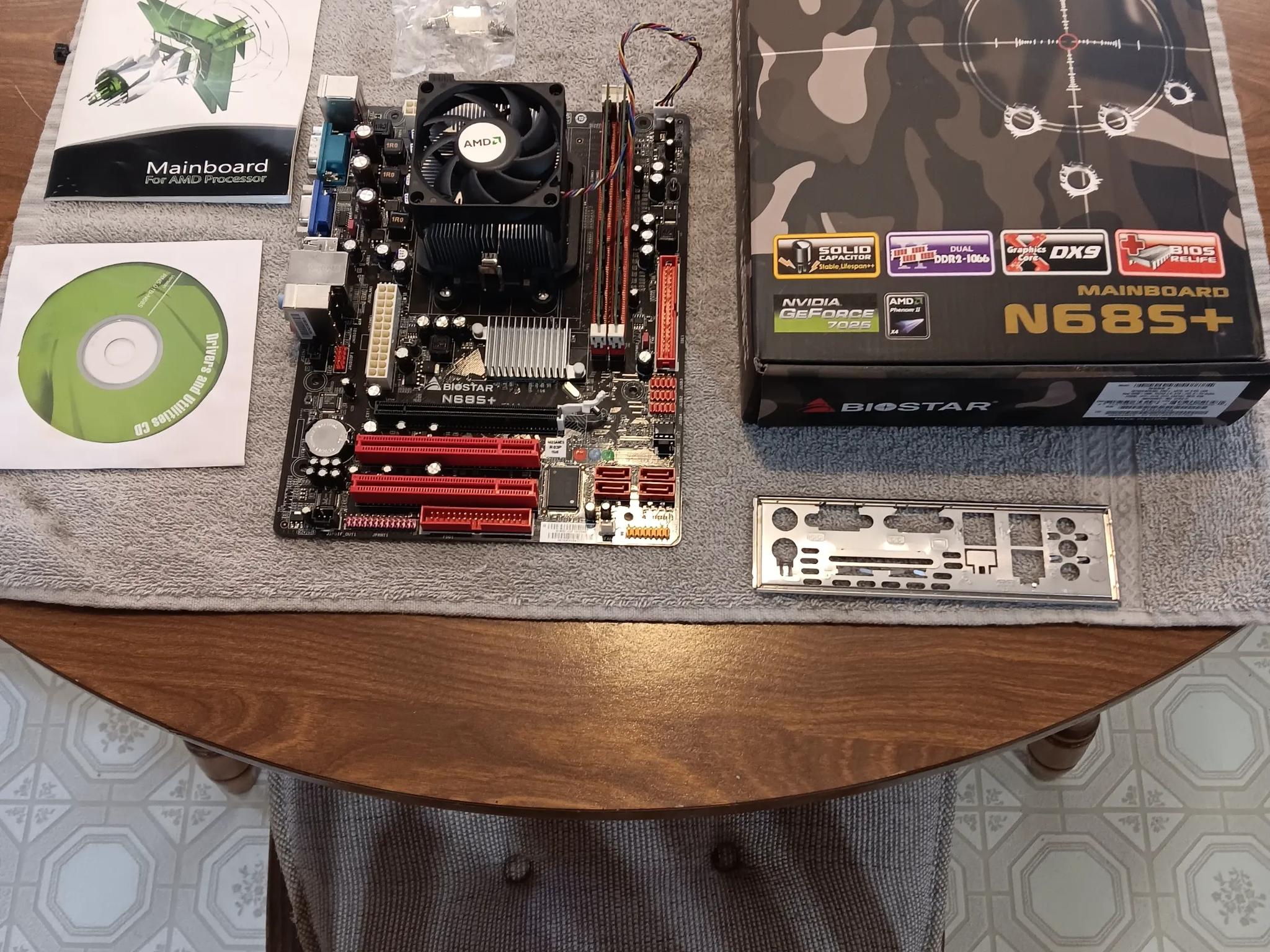 RARE Biostar N68S+ AMD Phenom X4 9100e 4GB RAM