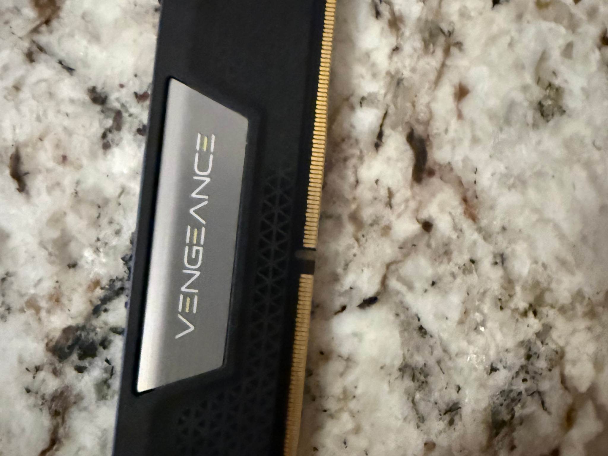 1 stick of 8gb ddr5