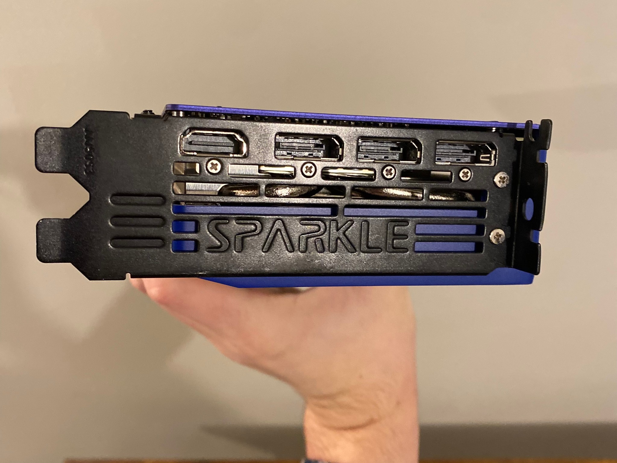 Intel arc B-580 12gb Sparkle OC 3 fan Gpu w sparkle stick