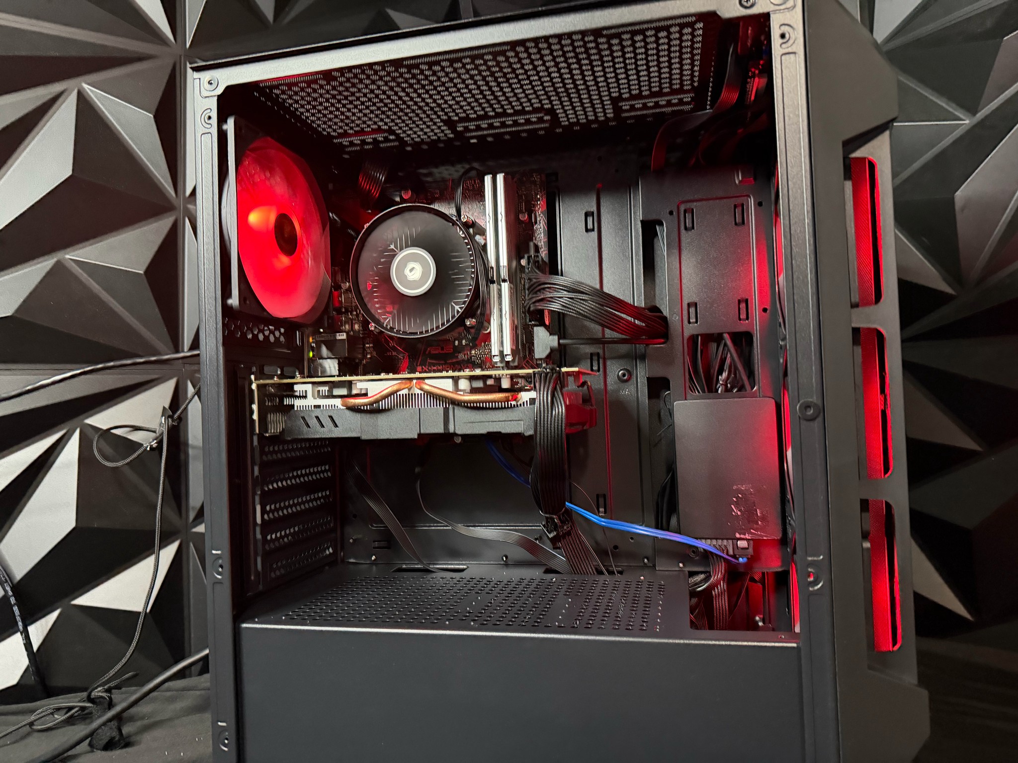 💅🔥 BUDGET BADDIE 🔥💅 i5 10500T| RX 580 8 GB | 16 GB DDR4| 512 SSD| 650W PSU