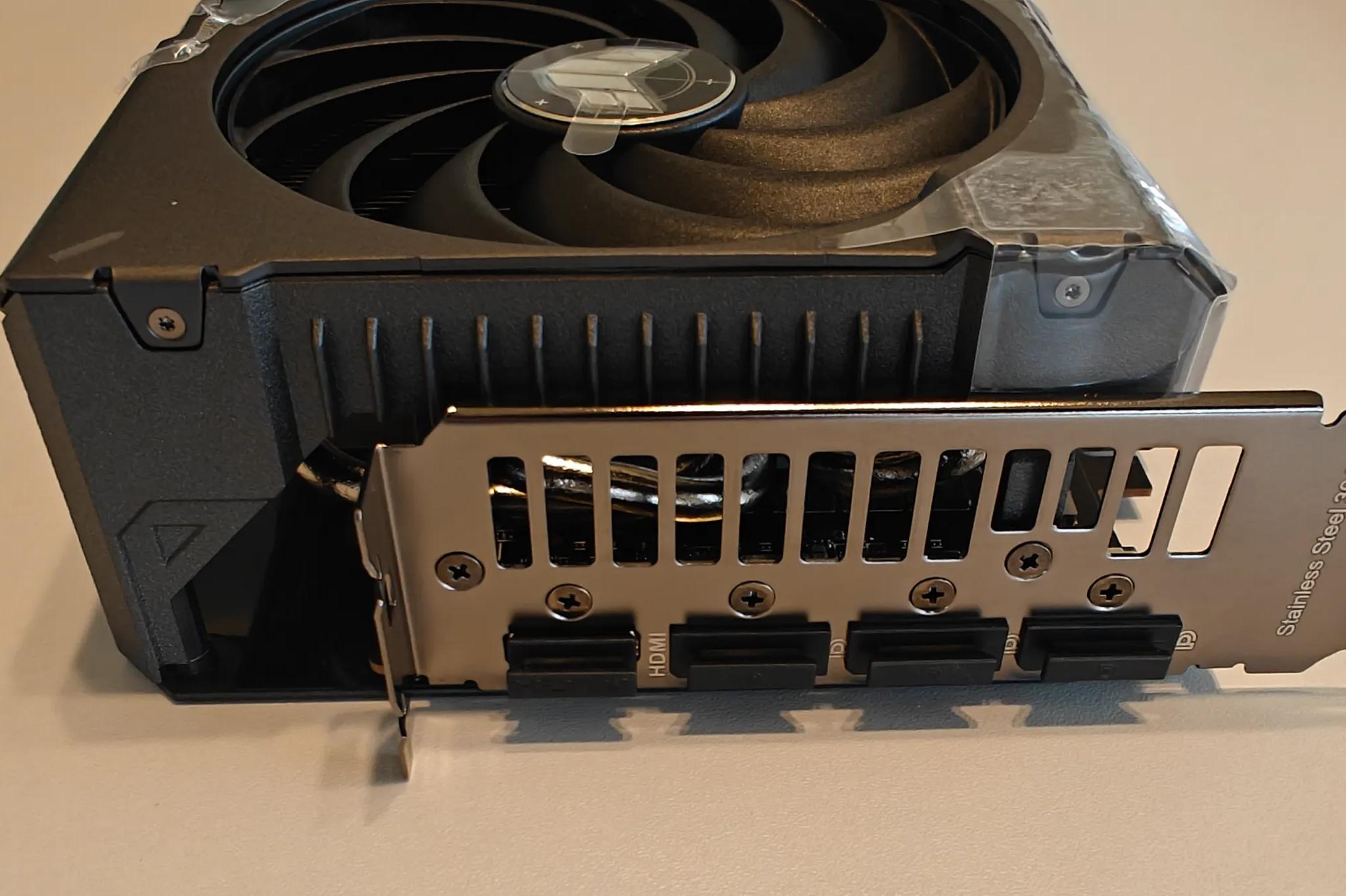 ASUS TUF Gaming RX 7800 XT OC Edition 16GB GDDR6
