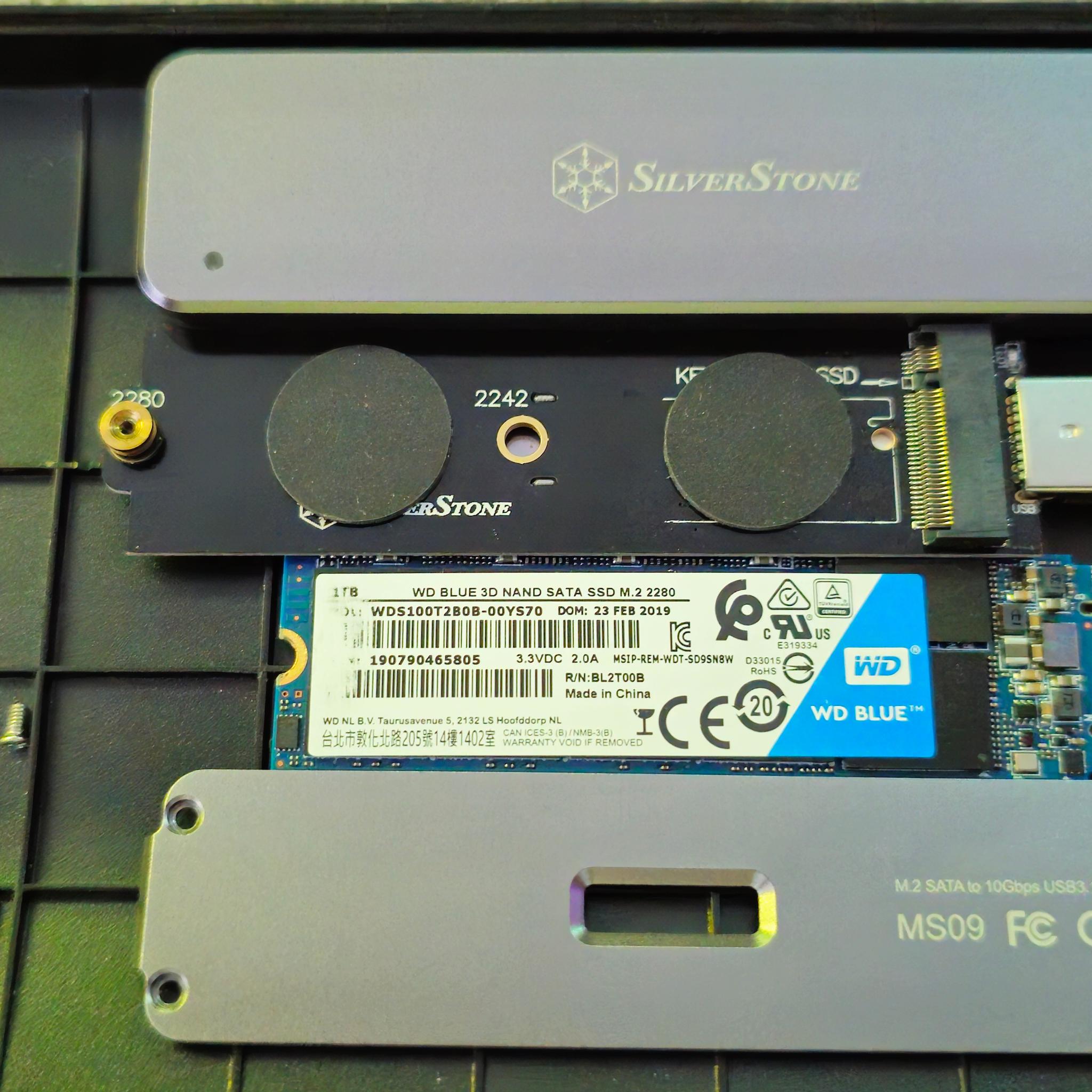 WD Blue 1TB SATAIII M.2 2280 SSD (With Silverstone MS09 M.2 SATA To 10Gbps USB3.1 Enclosure)