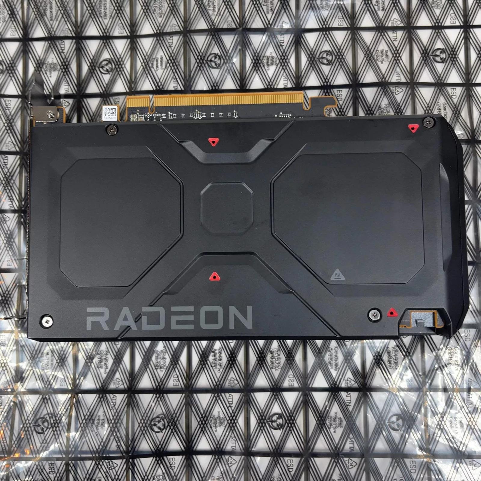 AMD Radeon RX 7600 Reference version