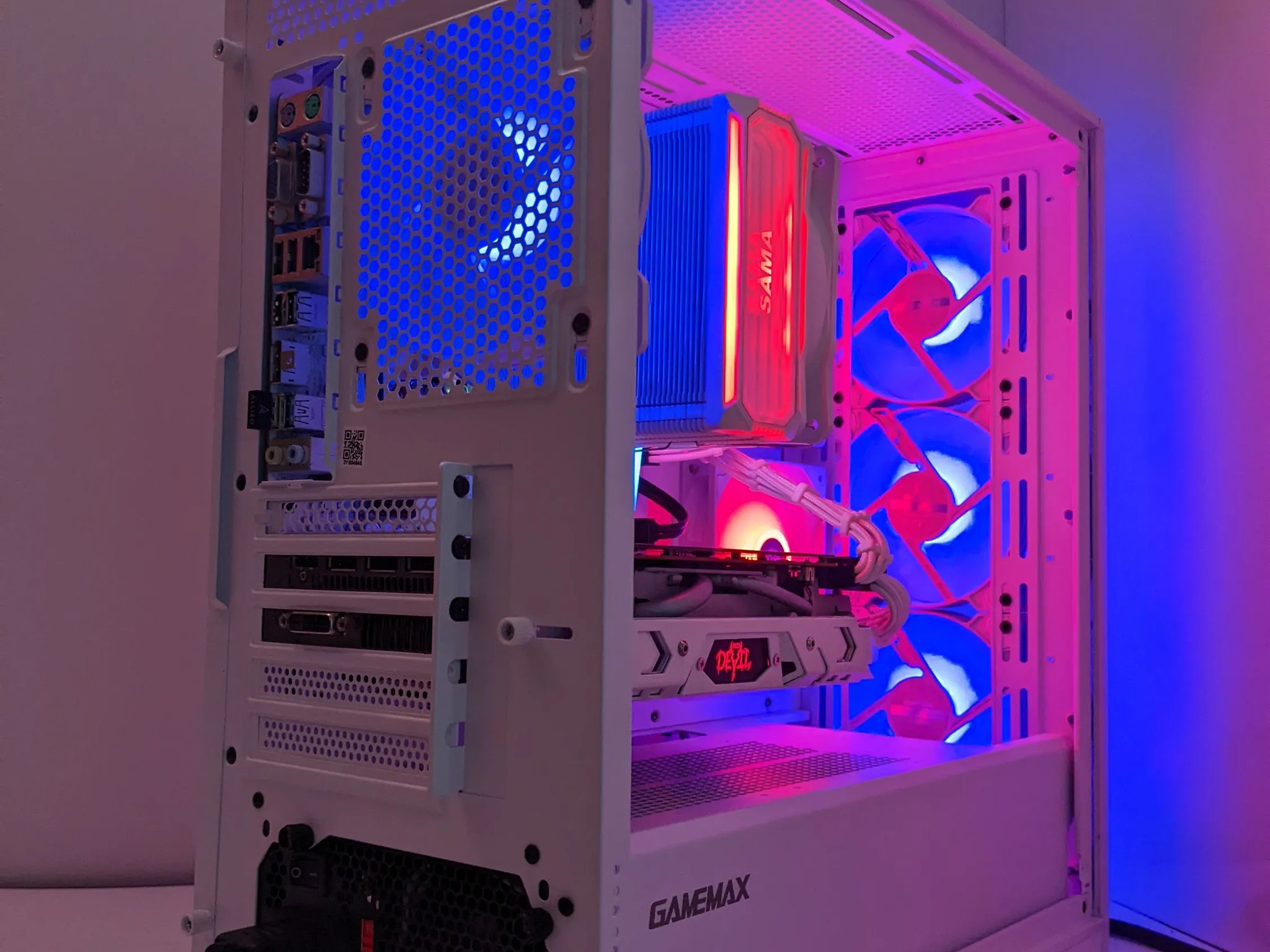 ⚪️Diablo Albus🔥🔥🔥| RX 580 8GB| Core I7 (6th Gen)| 16GB TFORCE DDR4 RAM| 1TB SSD|Windows 11 Pro