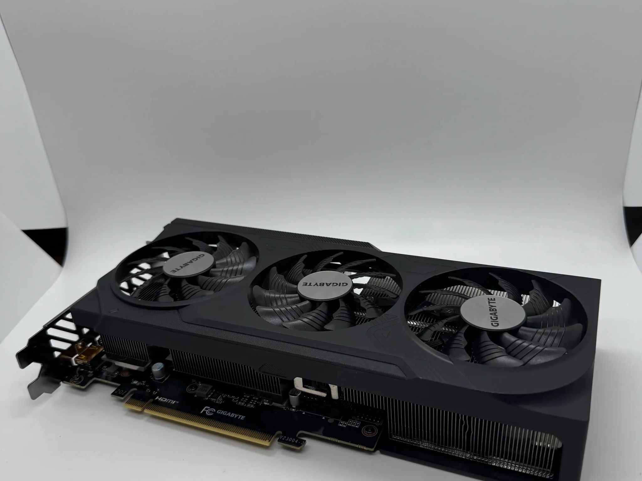 Gigabyte WINDFORCE OC GeForce RTX 4070 12 GB Video Card