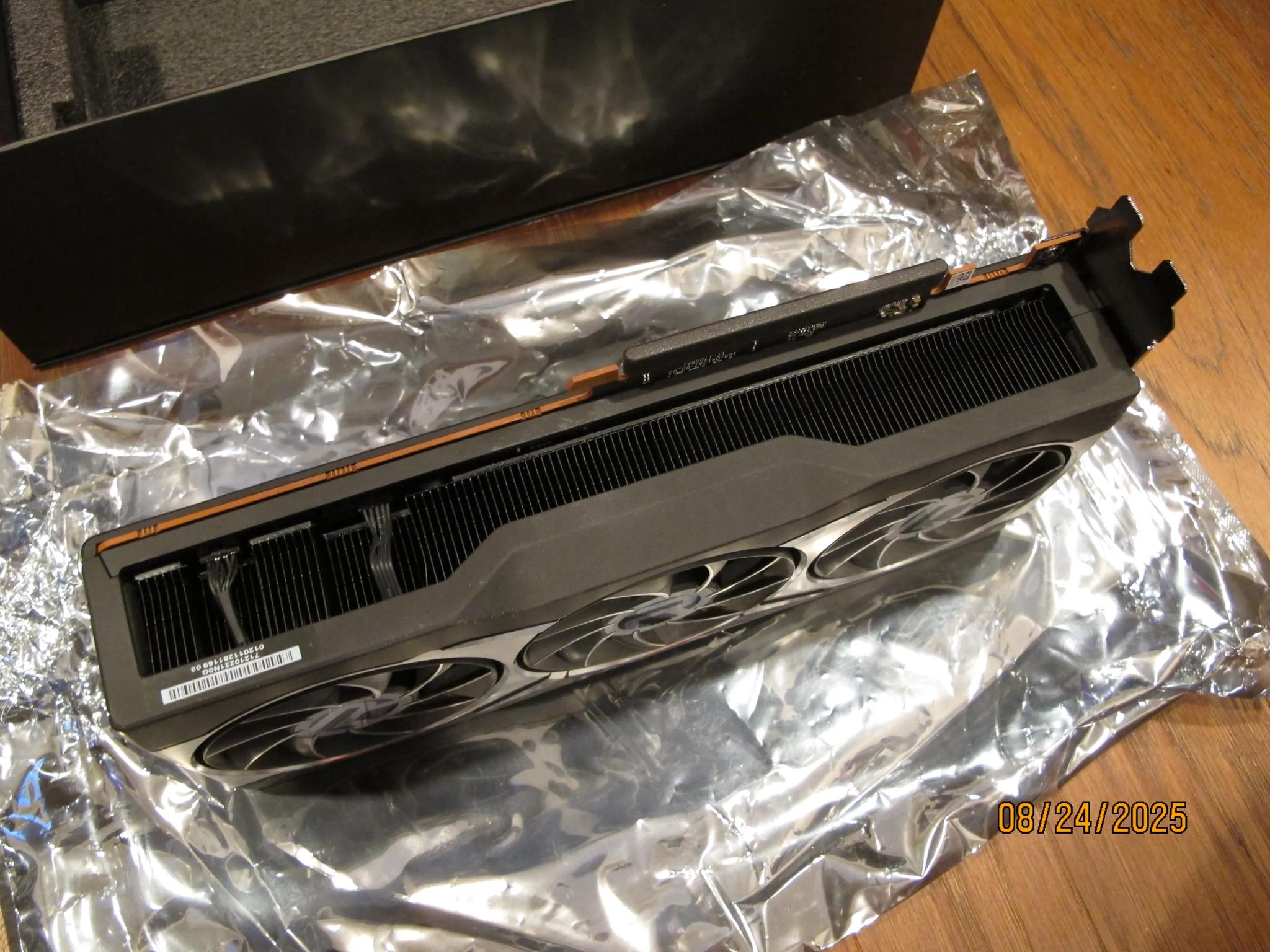 Used AMD Radeon RX 6900XT Reference Edition 16GB