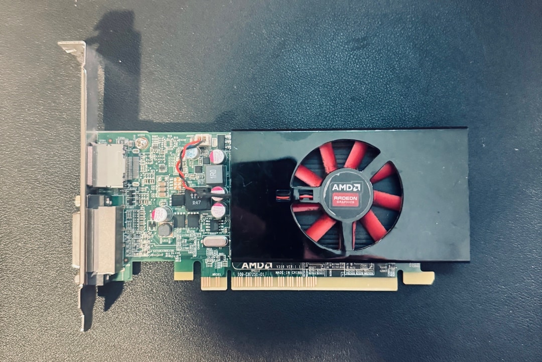 AMD Radeon R7 350X 4GB GDDR3 Graphics Card | Jawa