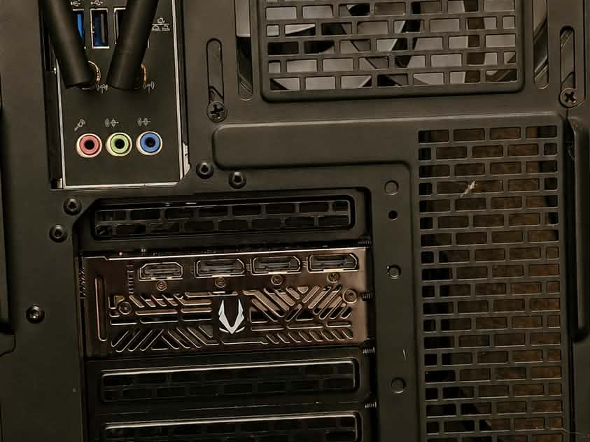 MetaPC Custom Gaming PC