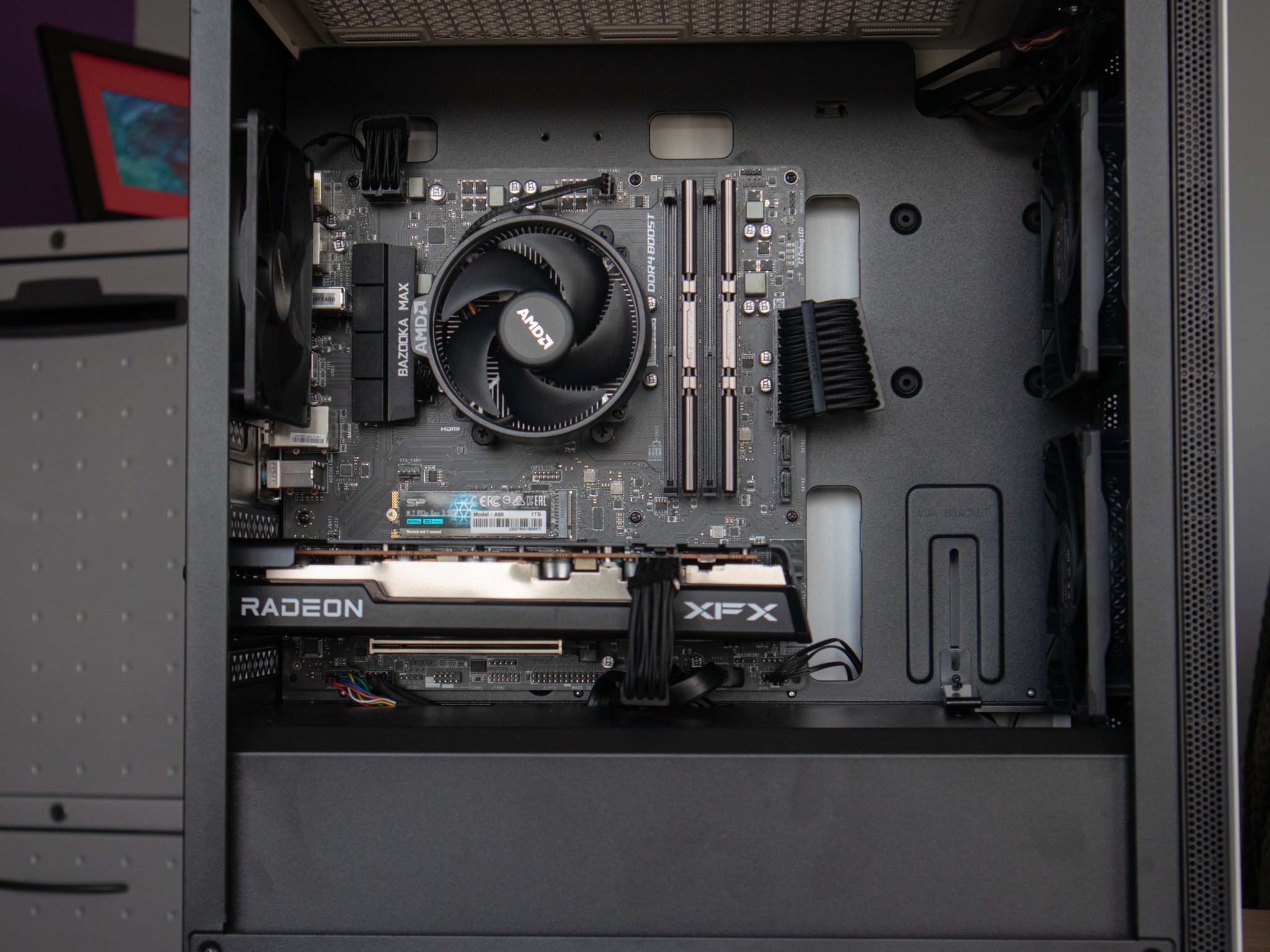 Ryzen 5 4500 / RX 6600XT Mid Range PC Build