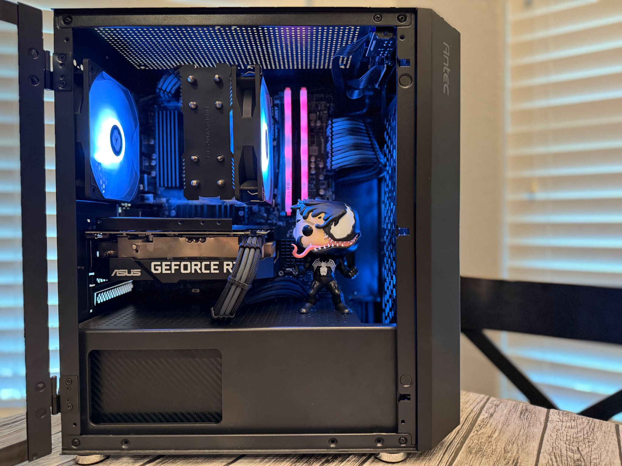 VENOM THEMED GAMING PC | Ryzen 5 5600X | GeForce RTX 3060 12GB | 32GB DDR4 3200MT/s
