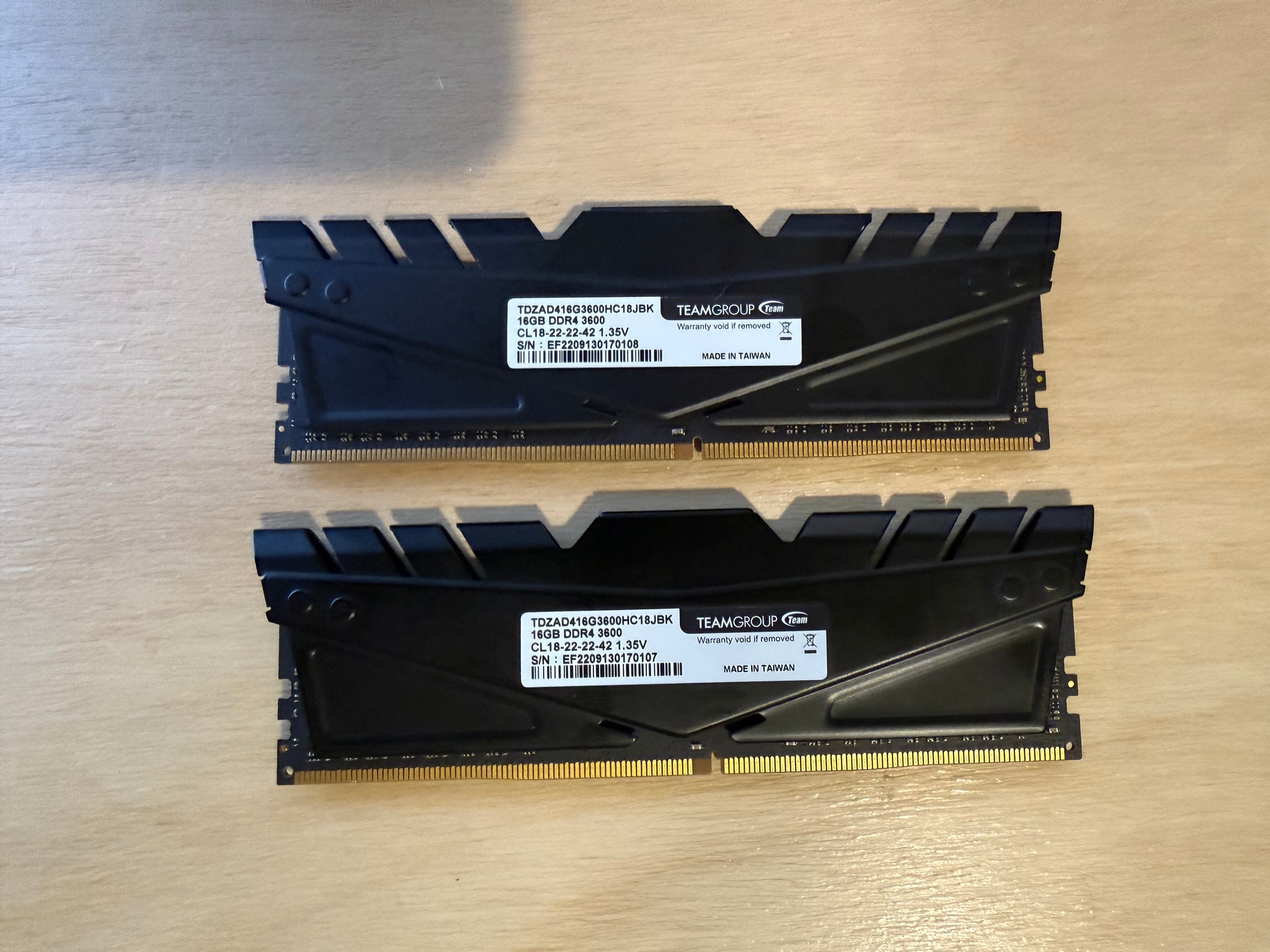 Teamgroup T-Force Dark Za 32GB (2 x 16GB) DDR4-3600 CL18 Memory