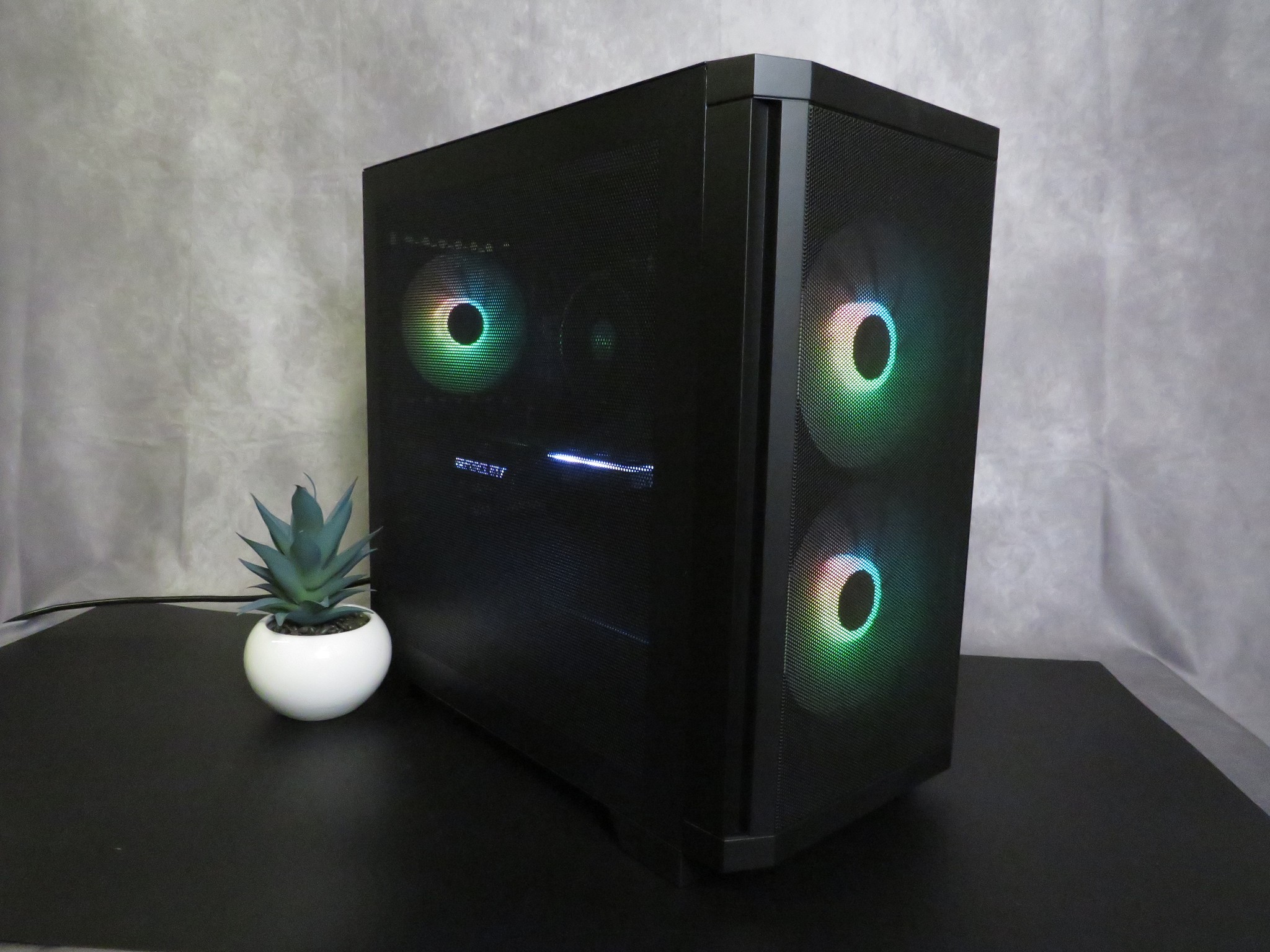 Mid-Range Master! RTX 3060ti + Ryzen 5 3600 + 16 GB DDR4 + 1 TB NVME