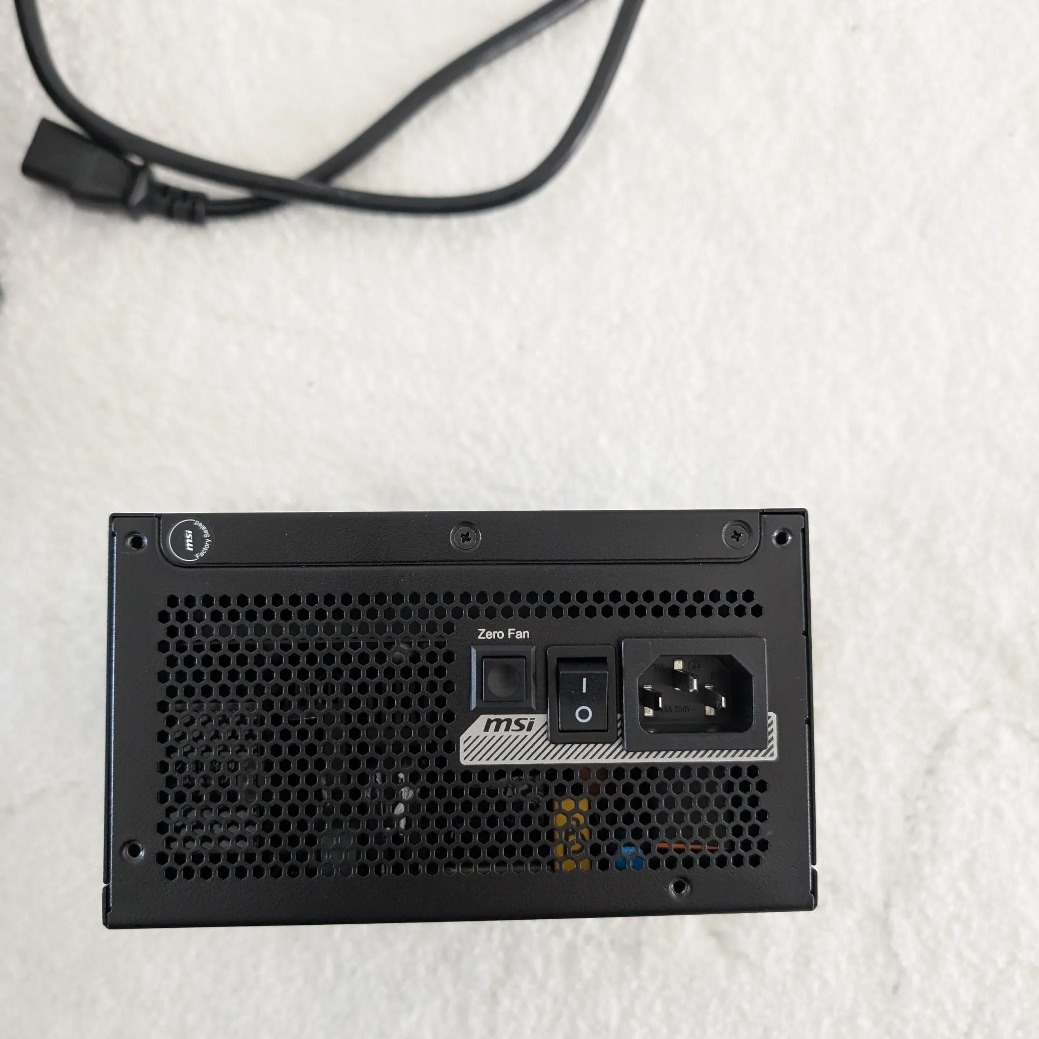 MPG A1000GS PCIE5 1000W Power Supply