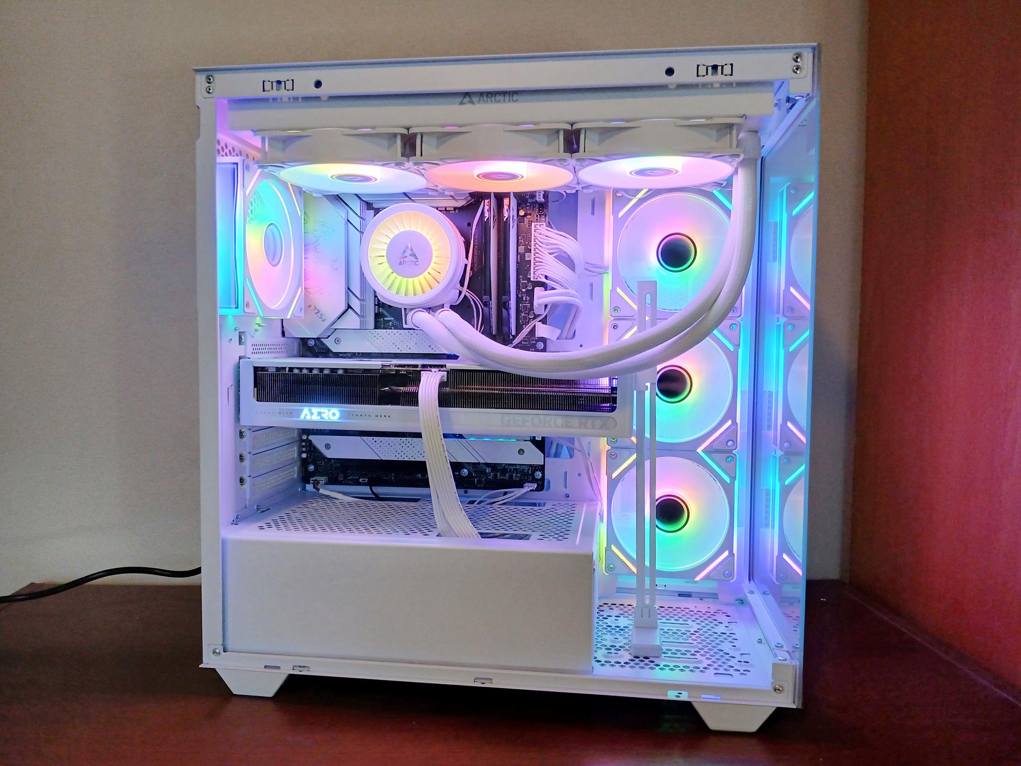 4K Gaming White | RTX 5070 12GB | Intel Core i5 14600K | 32GB RAM DDR5